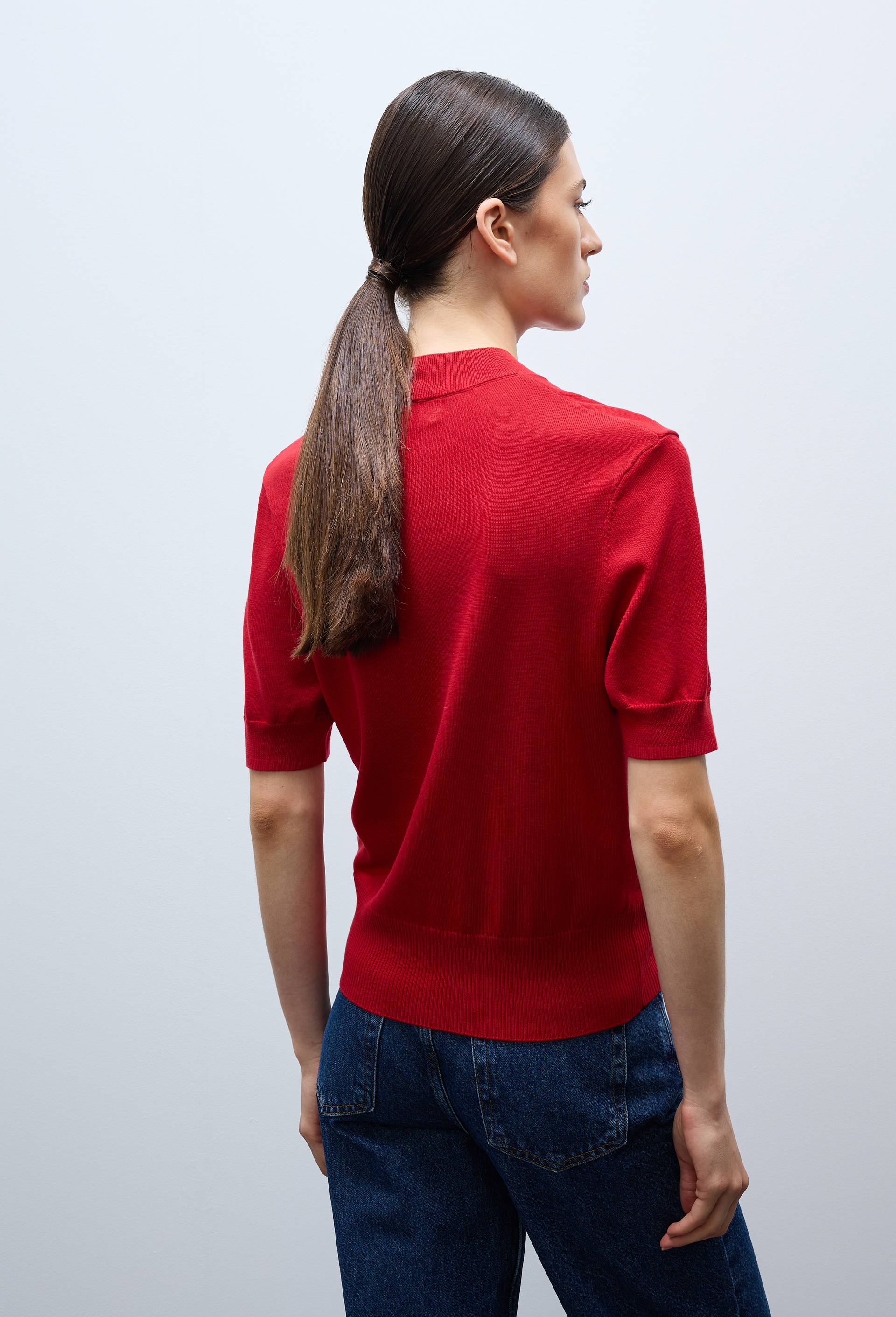 Pull &agrave; col montant en fine maille, Rouge, large image number 1