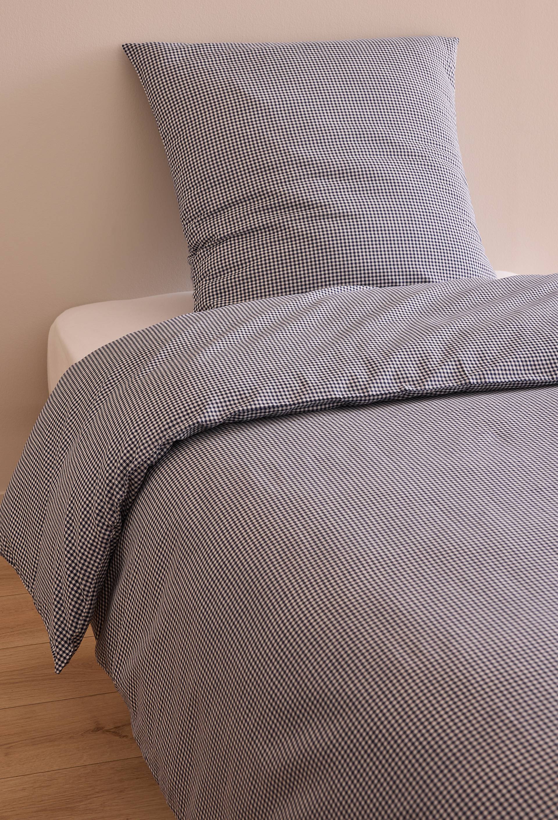 Lot housse de couette et une taie carr&eacute;e vichy uni tiss&eacute; teint, 100% coton bio, finition bouteille, Gots et OEKOTEX, Bleu fonc&eacute;, large image number 0