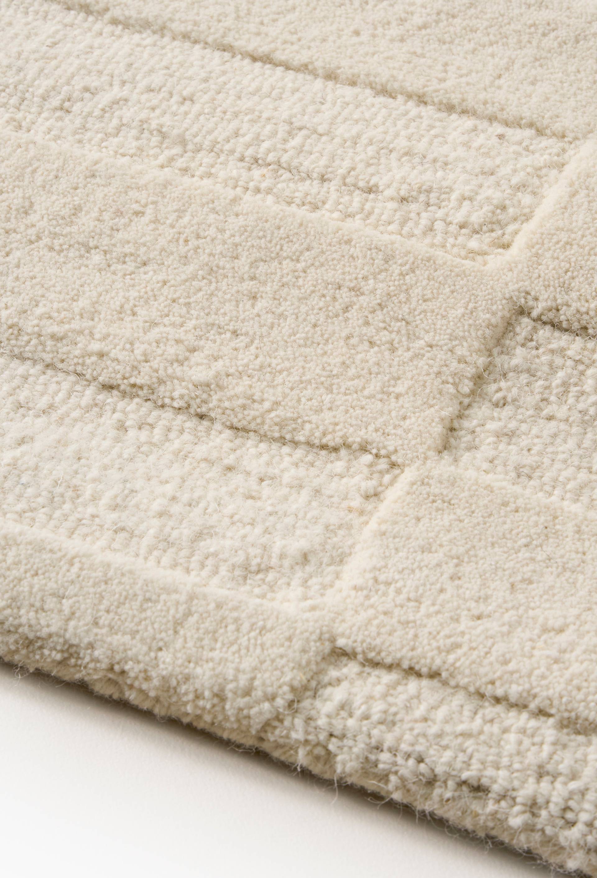 Grand tapis tuft&eacute; damier ras&eacute;, 100% laine, Blanc, large image number 2