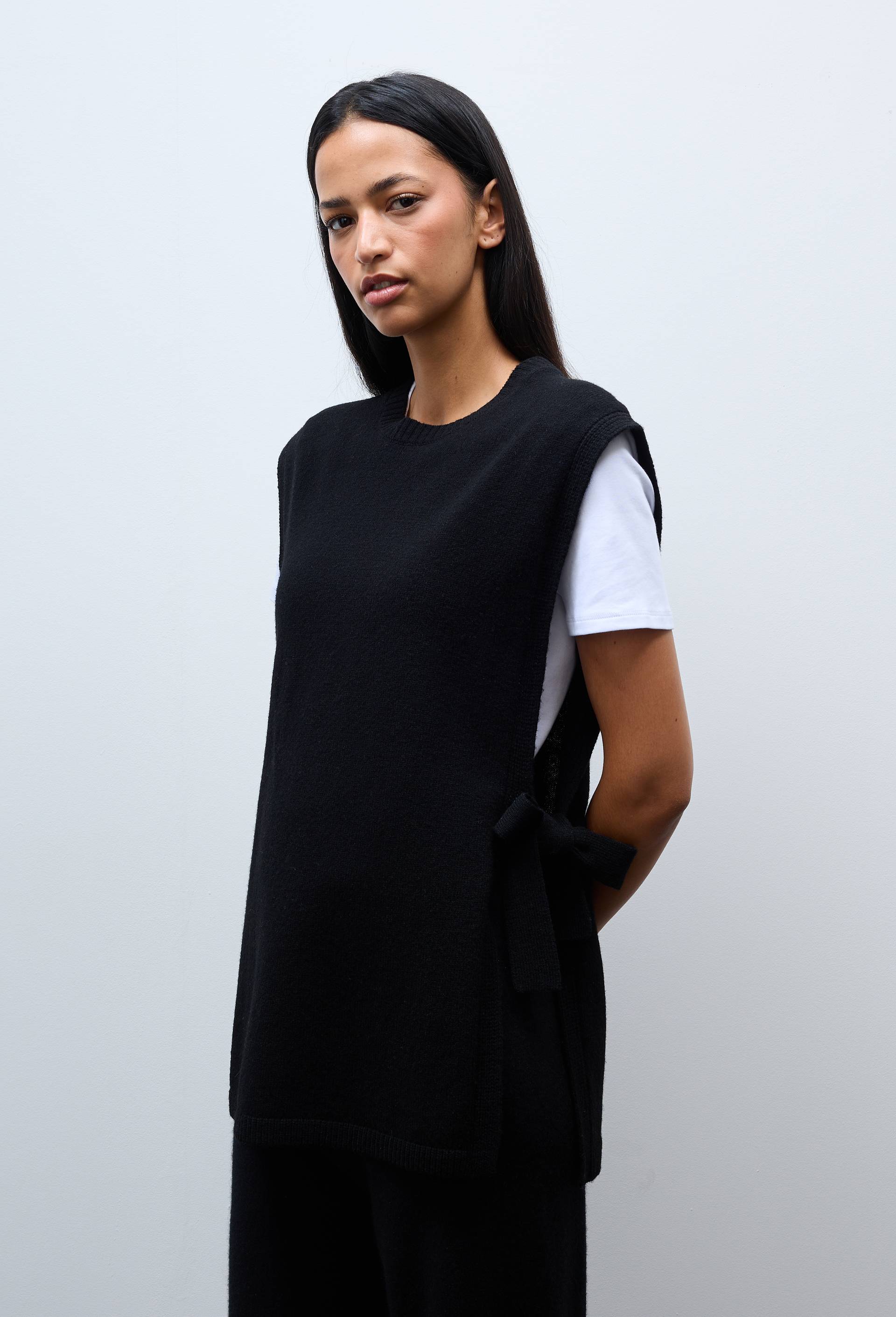 Poncho en laine, Noir, large image number 0.0
