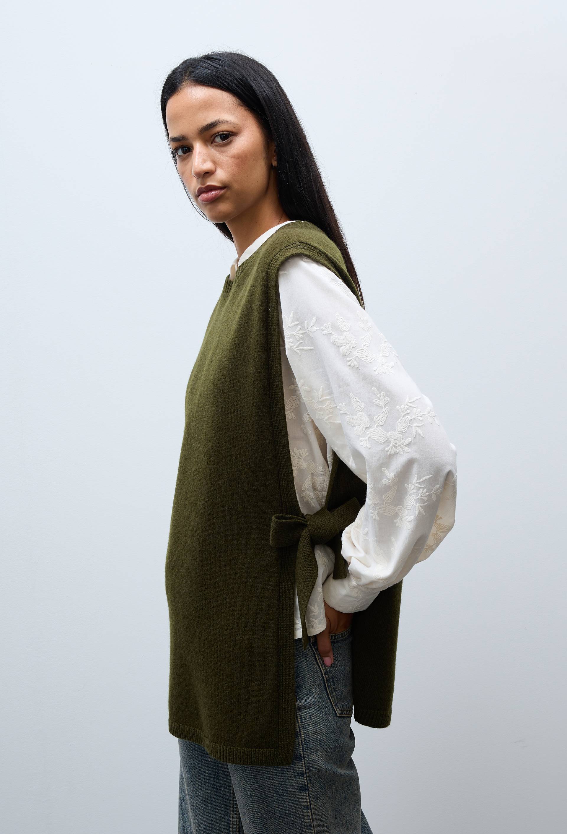 Poncho en laine, Vert fonc&eacute;, large image number 2.0