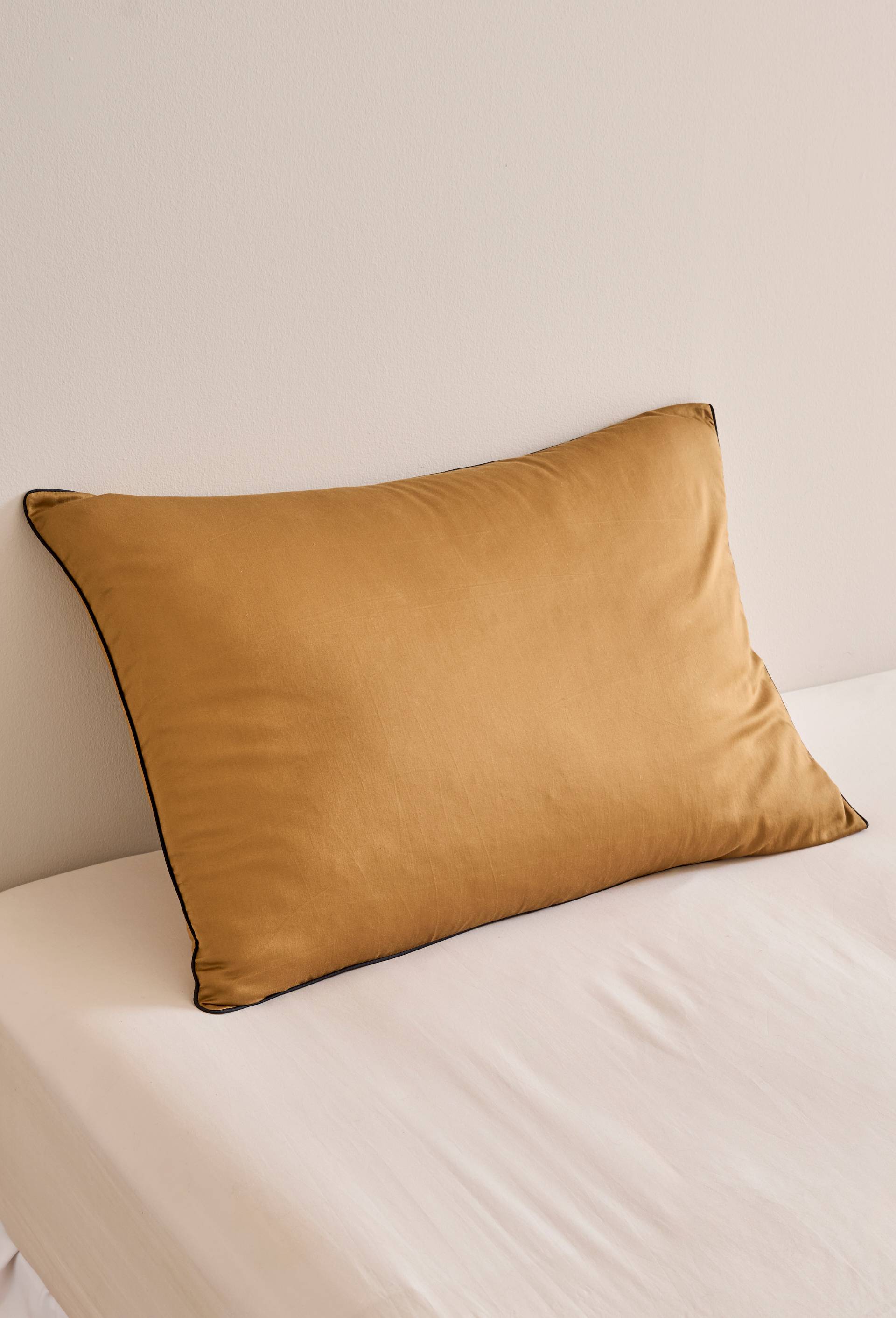 Taie d'oreiller rectangulaire 50x70 cm, en satin de coton GOTS, Brun, large image number 0.0