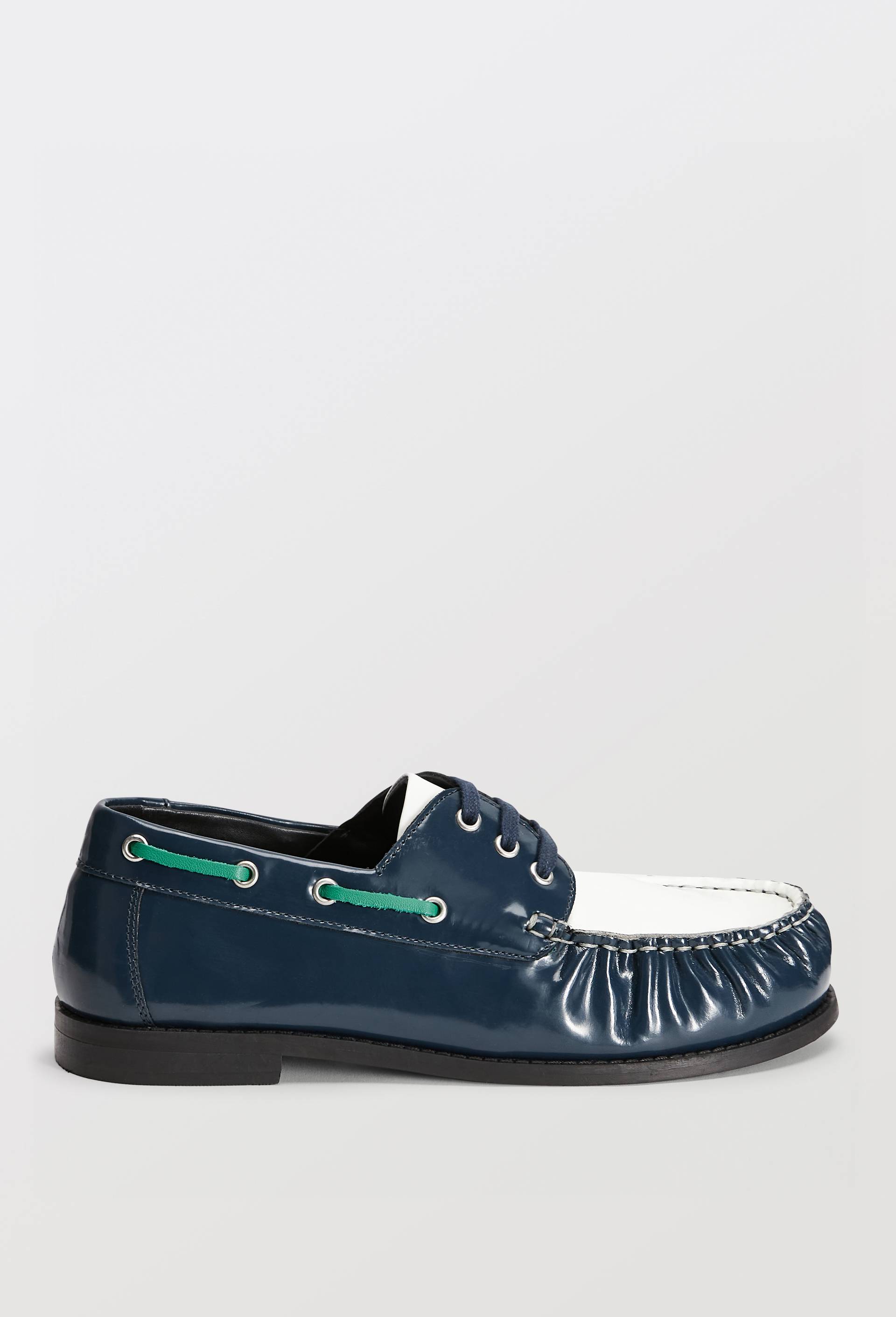 Chaussures bateaux bicolores en cuir, Bleu fonc&eacute;, large image number 1