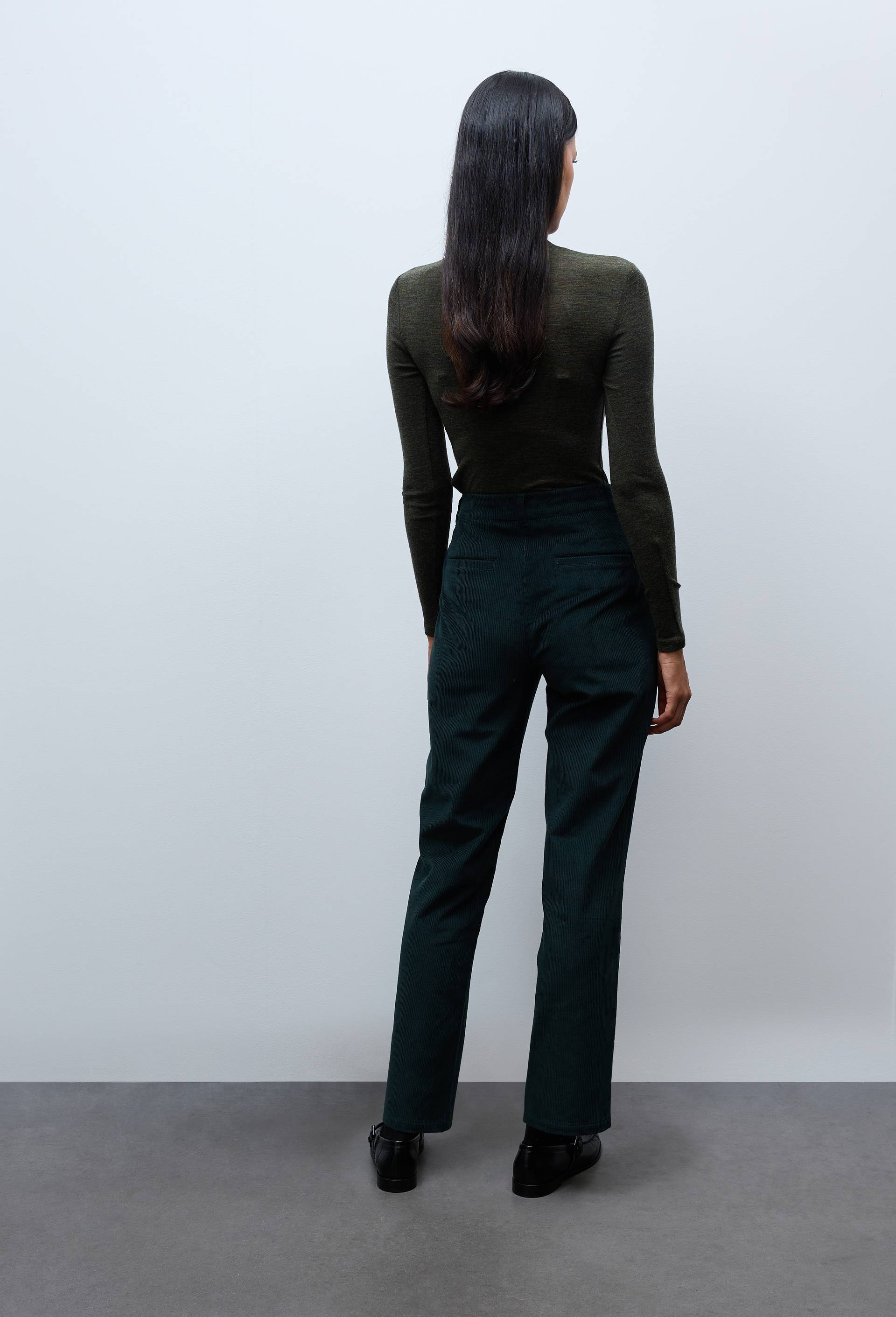 Pantalon en velours droit en coton BIO GOTS, Vert fonc&eacute;, large image number 1