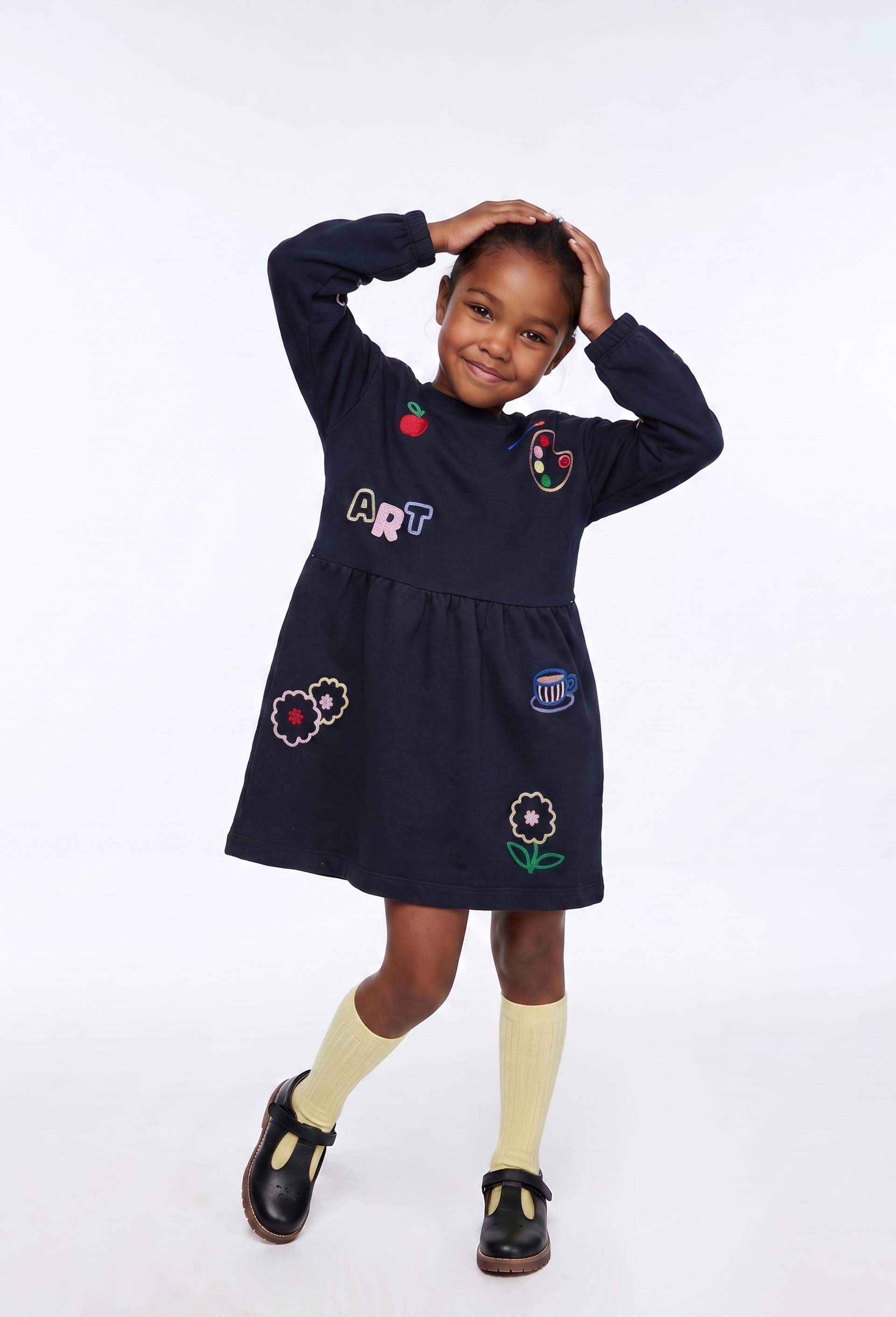 Robe en molleton brod&eacute;e bleu et chaussures en cuir enfant, , large