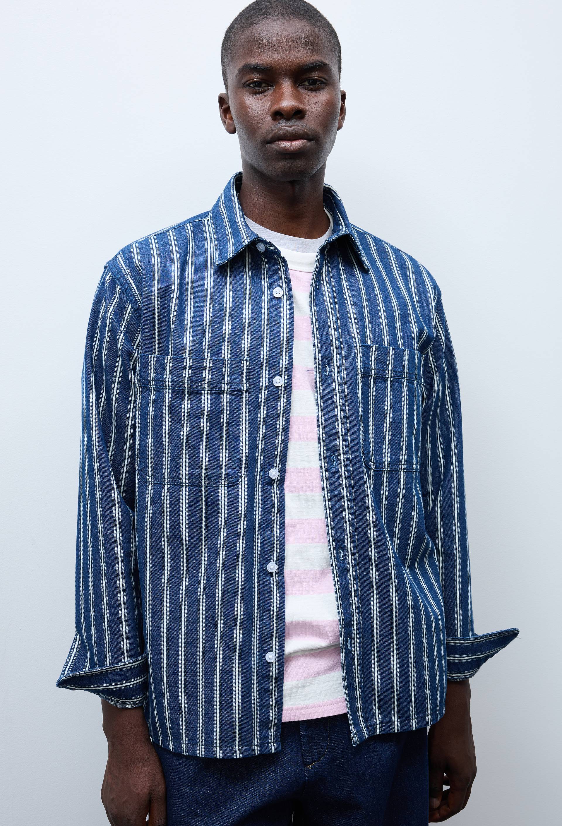 Chemise manches longues ray&eacute;e en jean en coton BIO GOTS, Bleu fonc&eacute;, large image number 1.0
