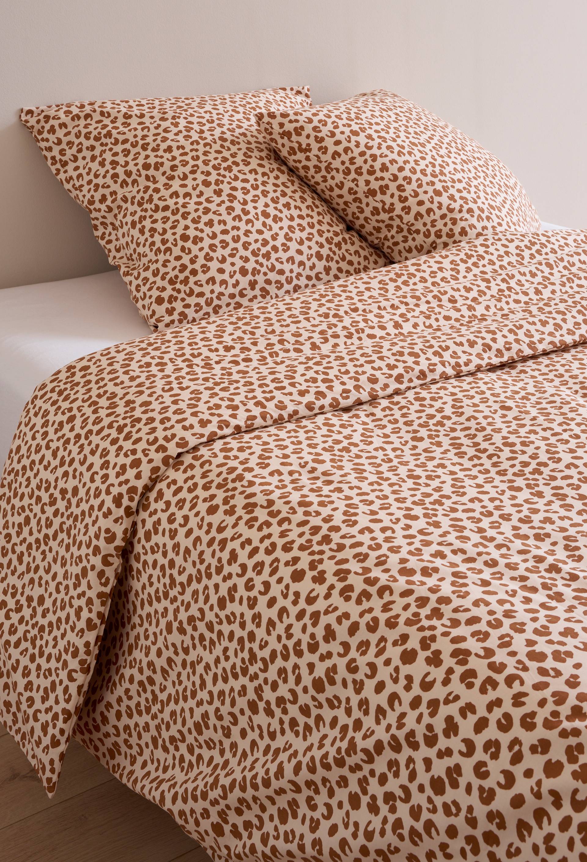 Lot housse de couette et 2 taies carr&eacute;e 63x63cm imprim&eacute;e l&eacute;opard  , 100% coton bio GOTS, Brun, large image number 0