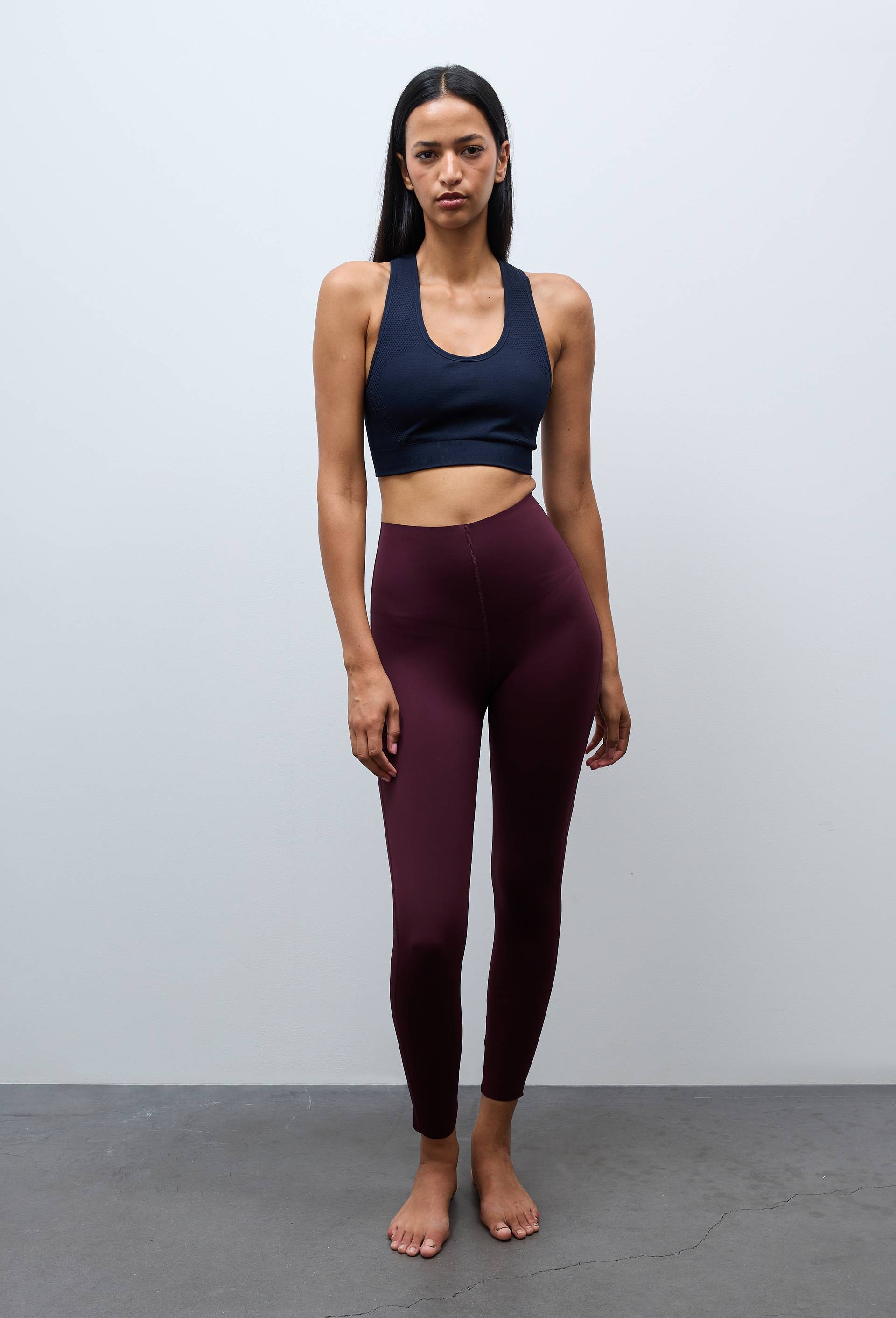 Legging de sport uni compressif, Rouge fonc&eacute;, large image number 0
