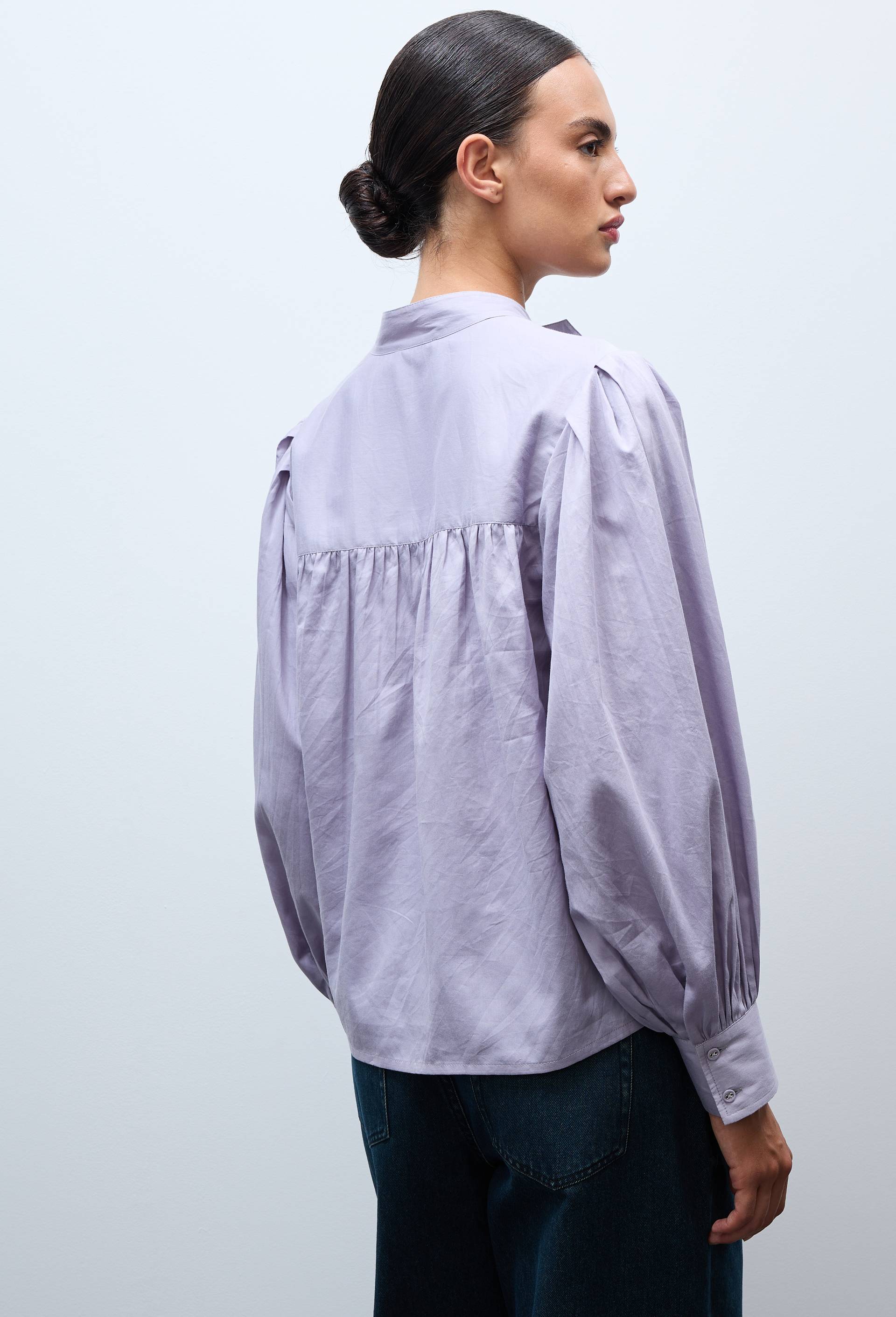 Chemise unie avec manches longues  bouffantes et col officier en BIO GOTS, Violet clair, large image number 1