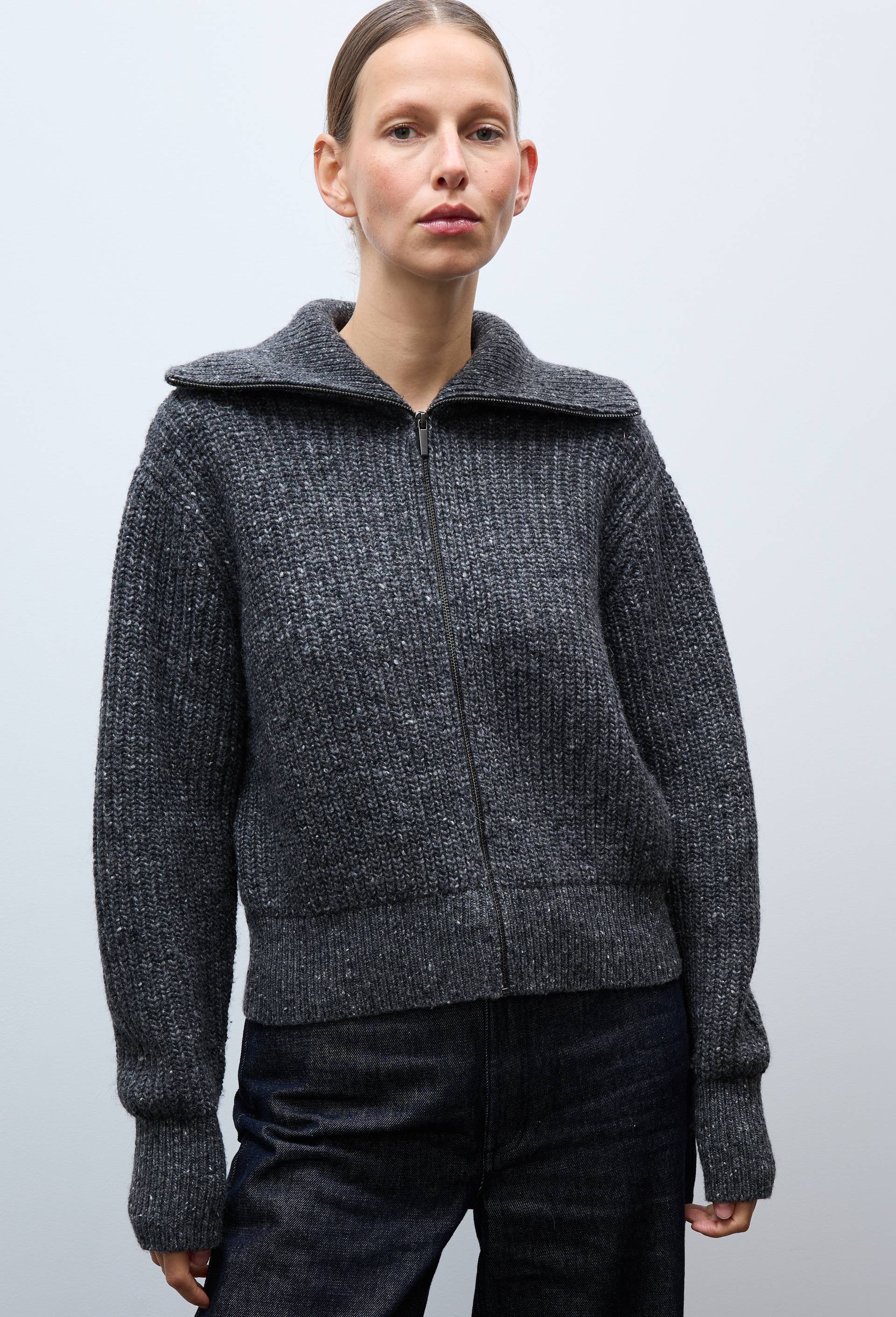 Cardigan zipp&eacute; en maille c&ocirc;tel&eacute;e contenant de la laine merinos, Gris fonc&eacute;, large image number 1.0