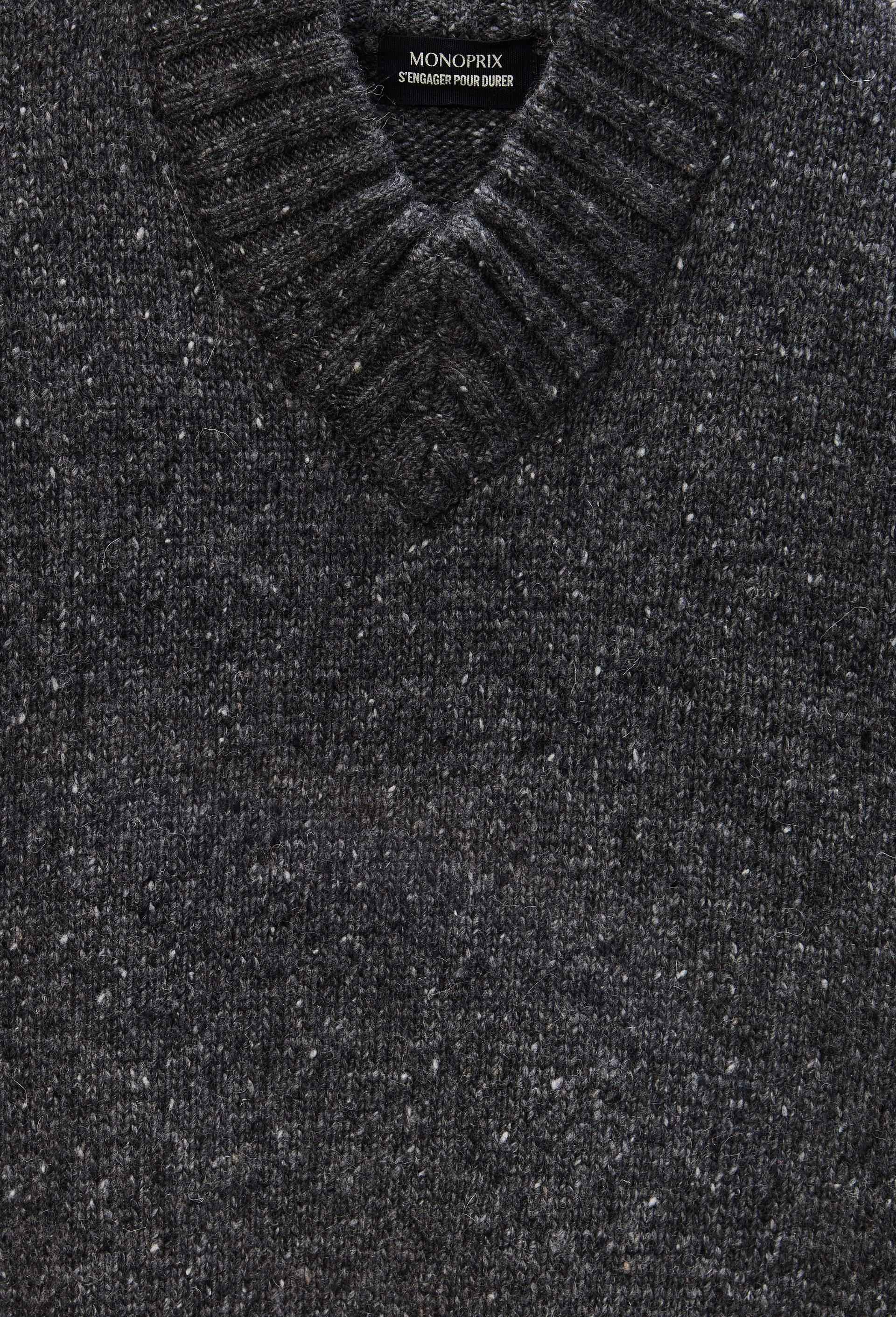 Pull sans manche col V contenant de la laine merinos, Gris fonc&eacute;, large image number 5