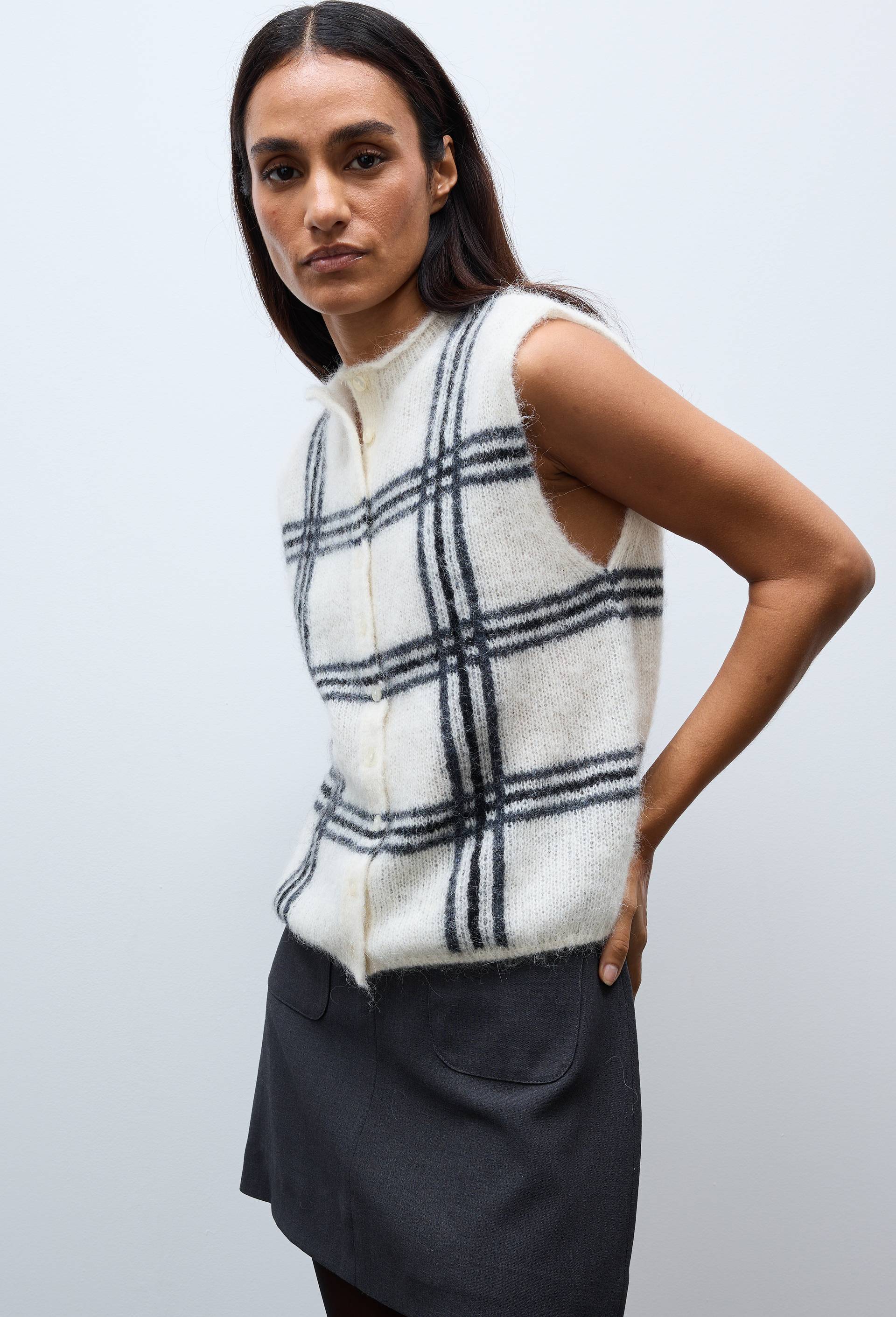 Cardigan sans manche en Alpaga, Ecru, large image number 0