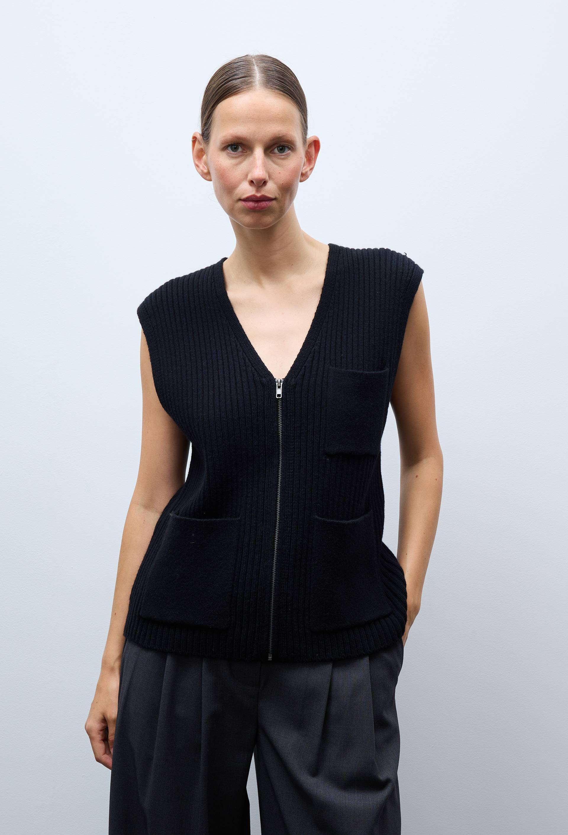 Veste zipp&eacute;e maille avec poches contenant de la laine, Noir, large image number 1.0
