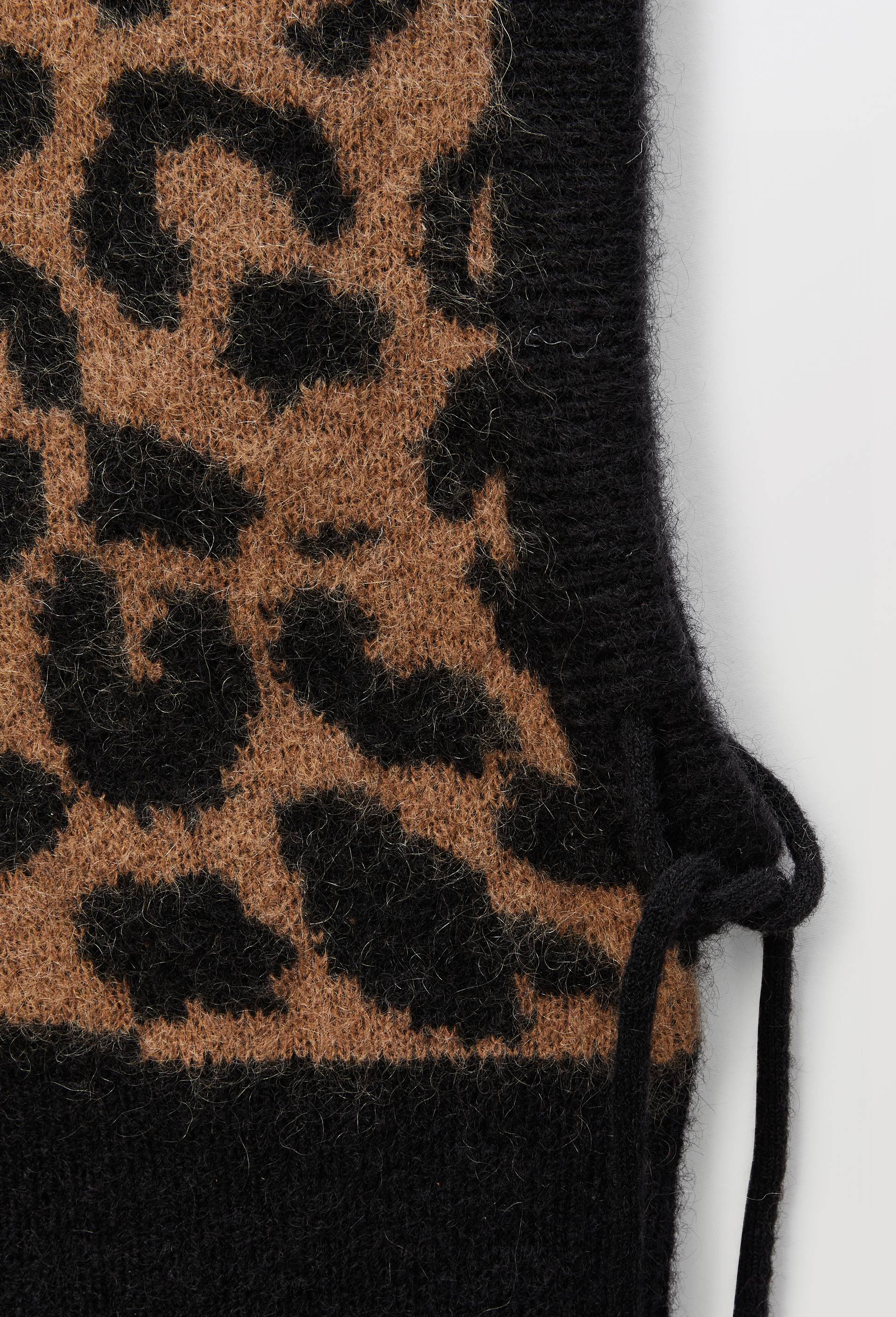 Cagoule imprim&eacute;e animalier contenant du mohair, Brun clair, large image number 1.0