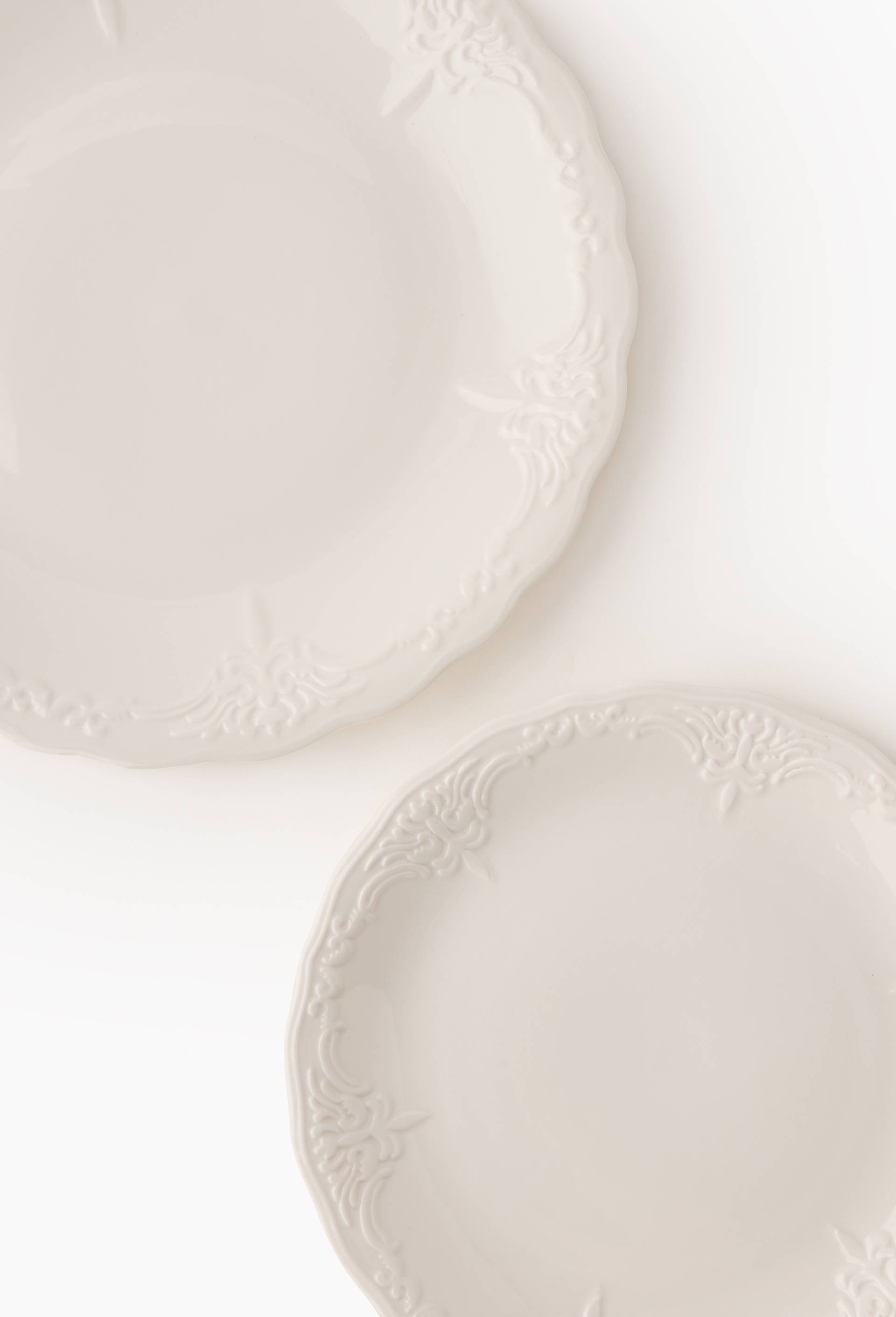 Assiette plate finition relief, 27cm, Blanc, large image number 1.0