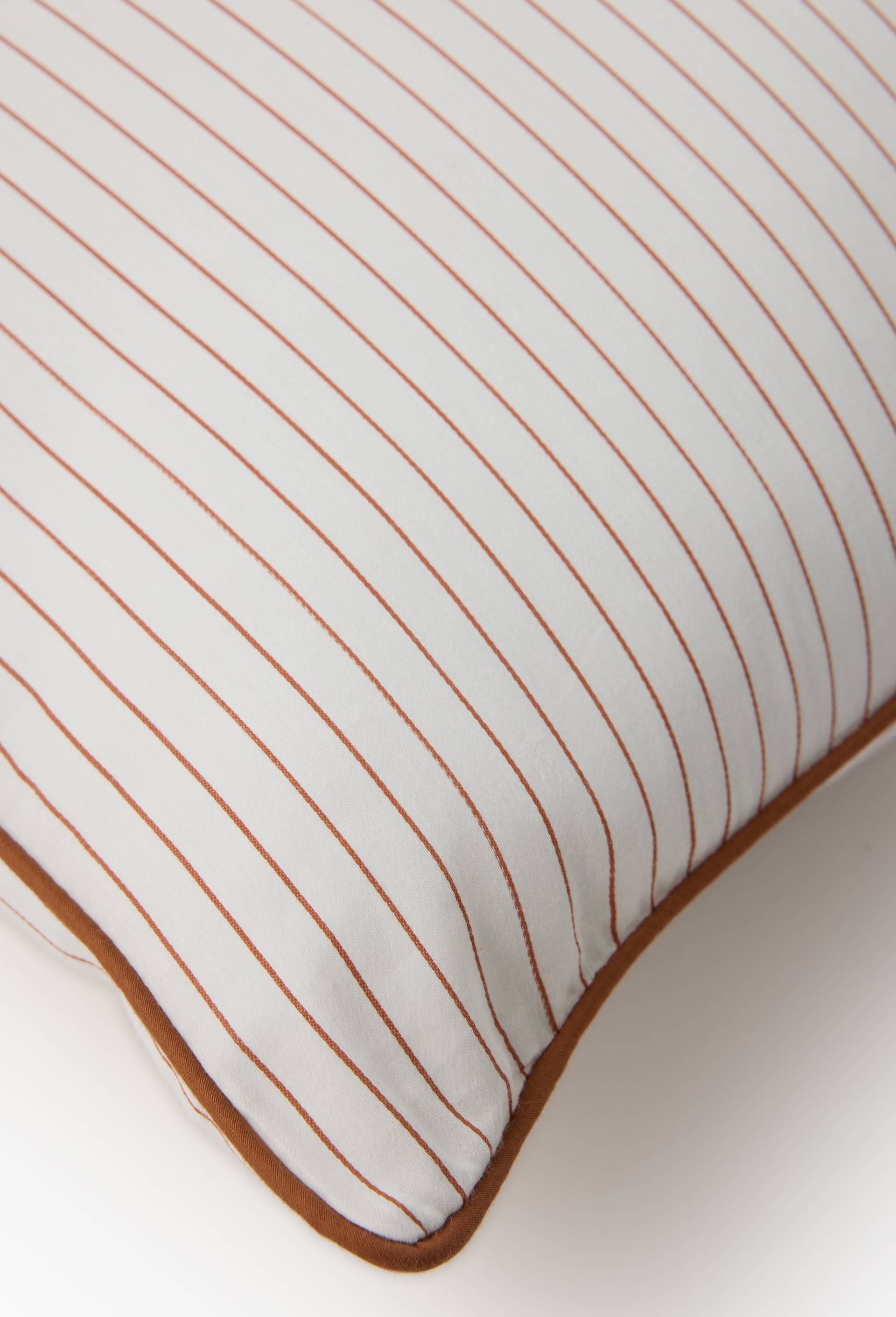 Taie d'oreiller carr&eacute;e, 63x63cm, en satin de coton bio, Brun fonc&eacute;, large image number 1