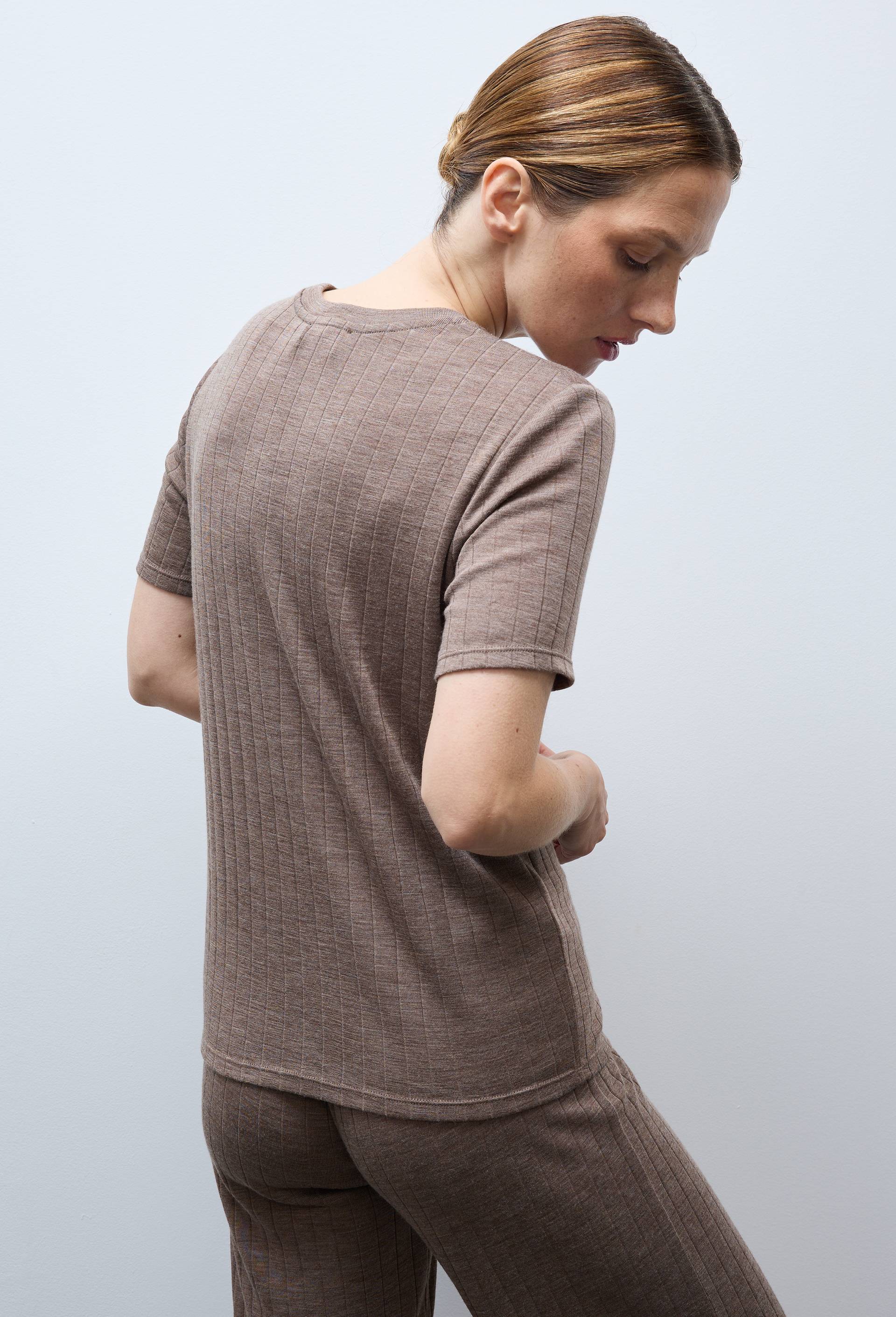 Pull uni en laine et soie, Beige, large image number 2