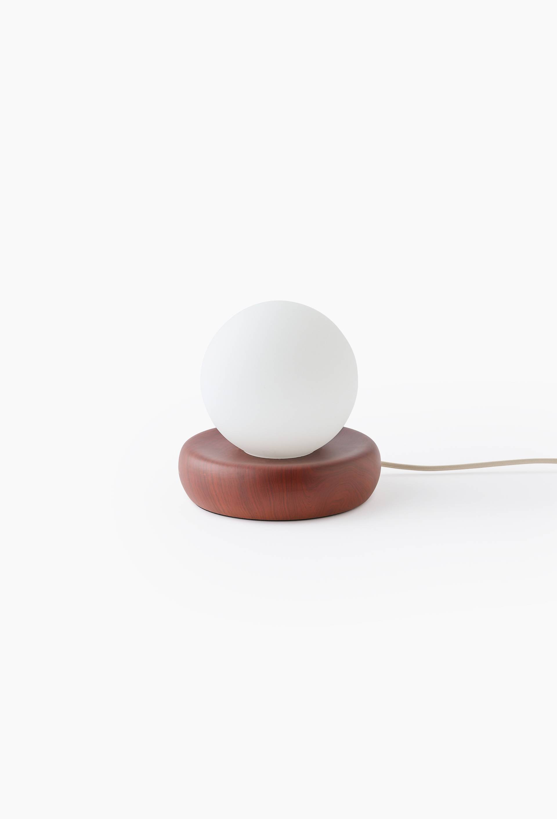 Lampe boule, 19x19cm, en c&eacute;ramique et verre, Brun, large image number 0