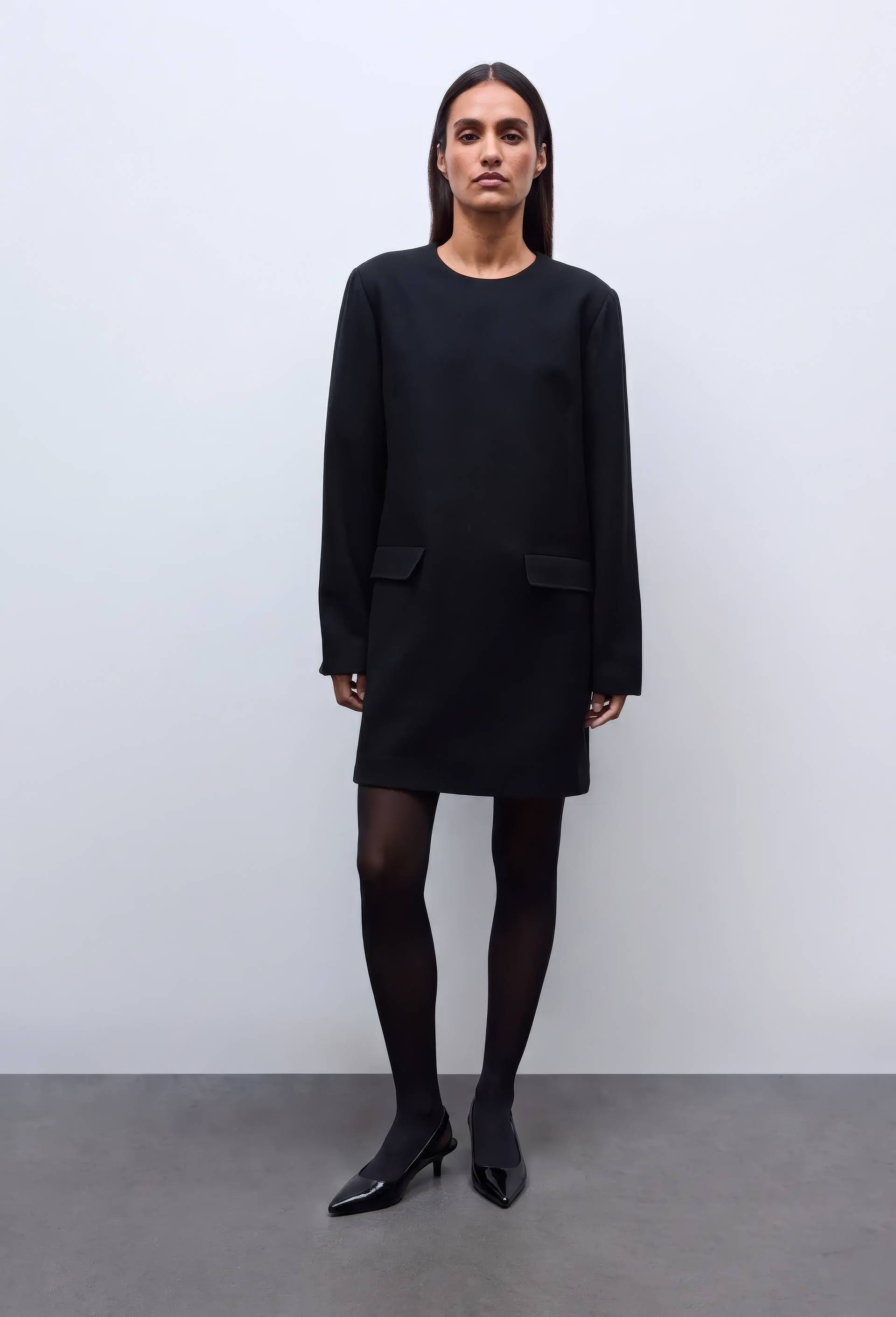 Robe courte unie contenant de la laine, Noir, large image number 0.0