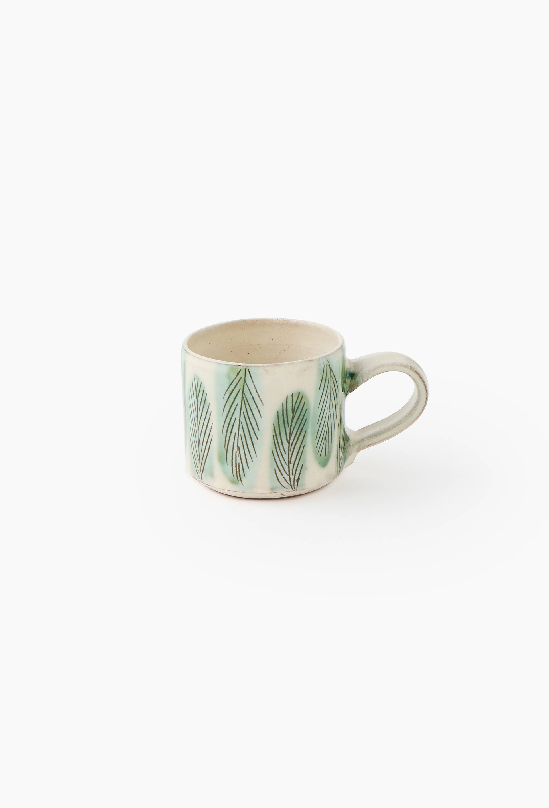 Mug, finition motif feuilles peint &agrave; la main, 22cl, Ecru, large image number 0