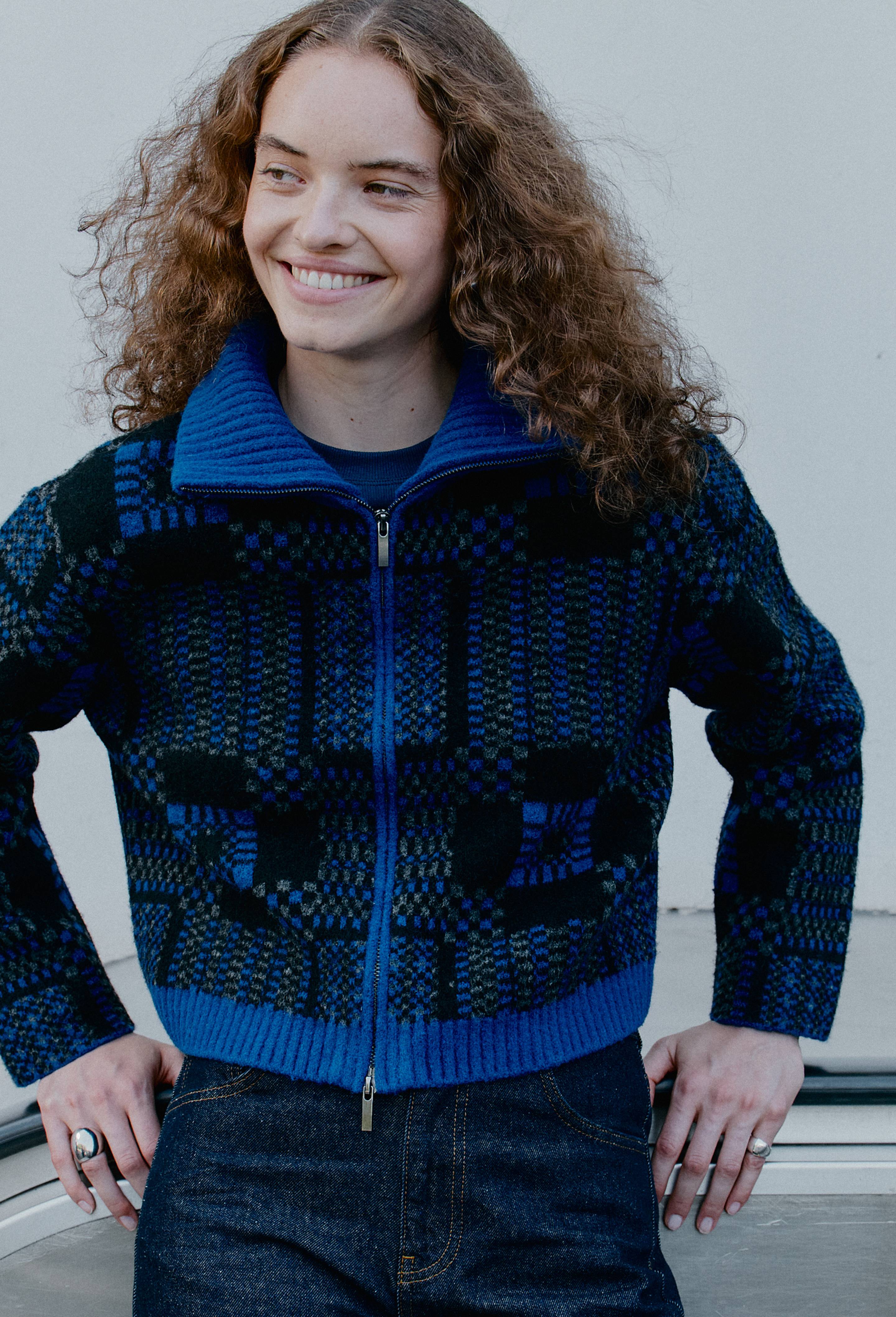 Veste zipp&eacute;e &agrave; motifs contenant de la laine, Bleu, large image number 0.0