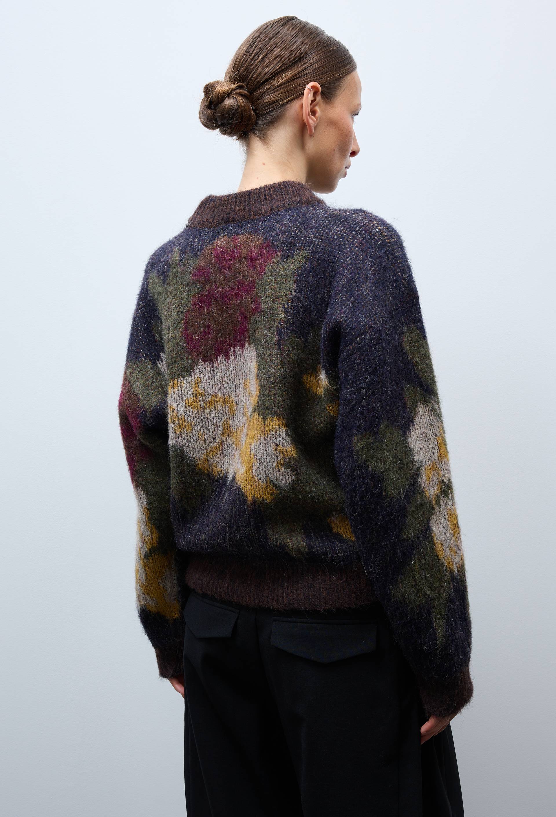Pull &agrave; motif floral contenant de l'alpaga - MUS&Eacute;E D'ORSAY x MONOPRIX, Bleu fonc&eacute;, large image number 4