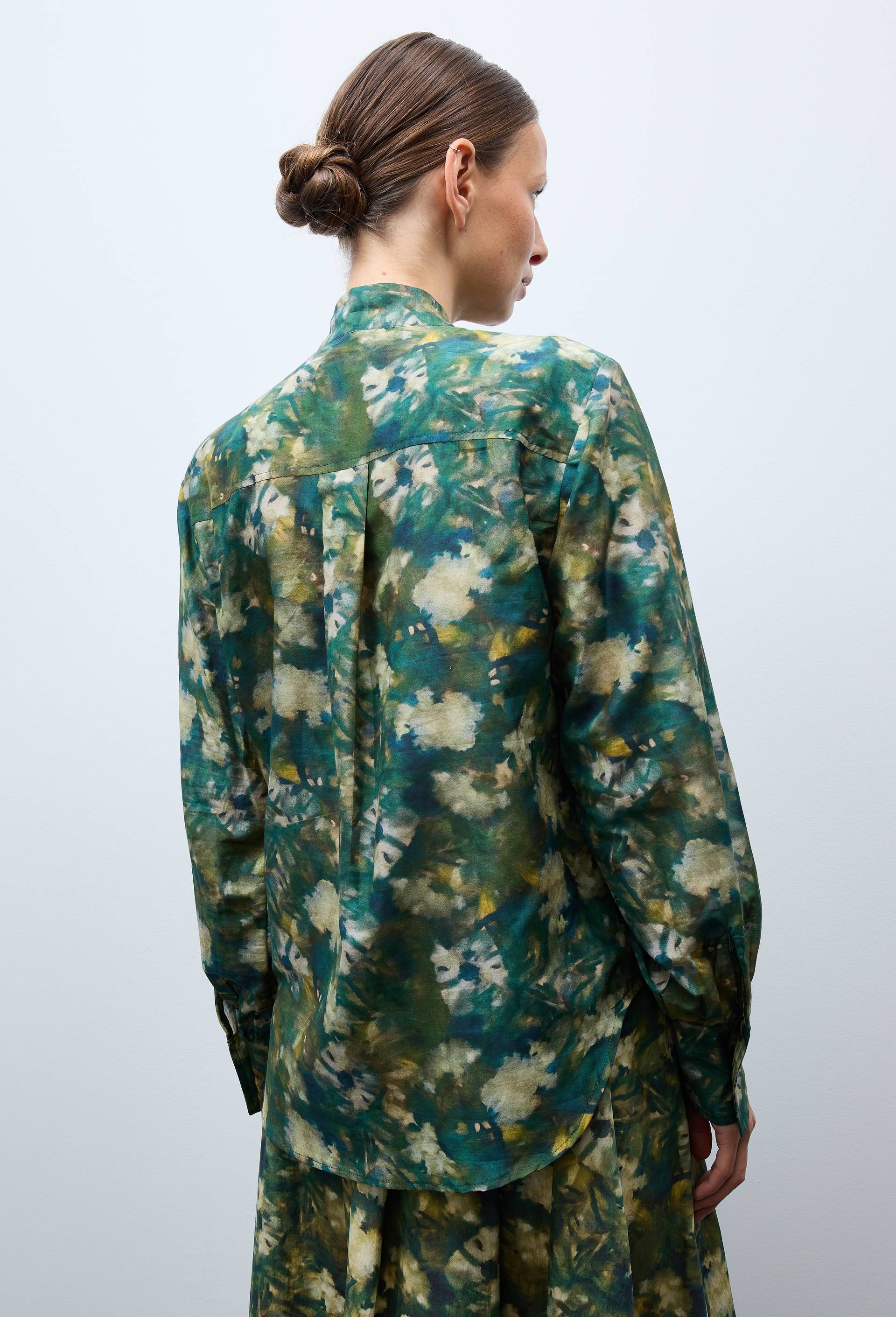 Chemise &agrave; motif floral, contenant de la soie - MUS&Eacute;E D'ORSAY x MONOPRIX, Vert, large image number 4.0