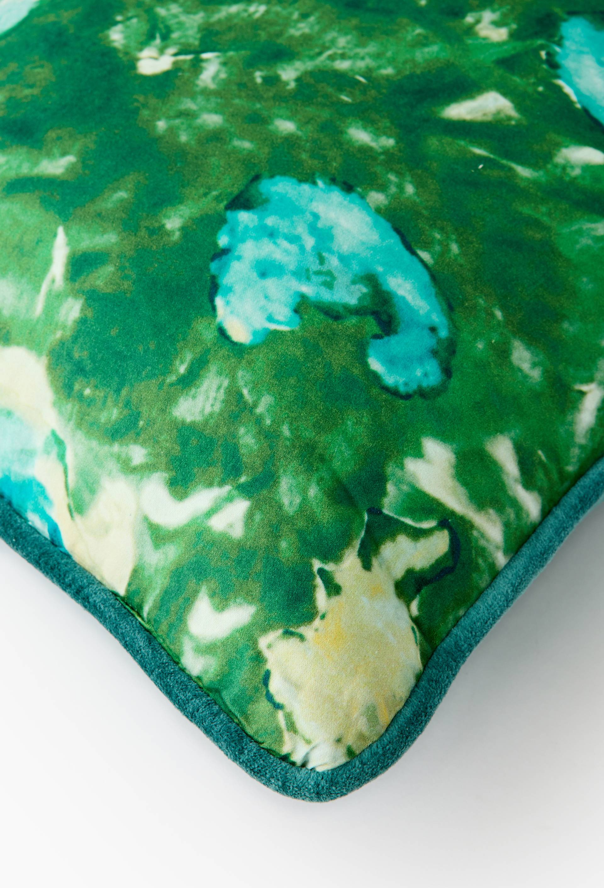Coussin imprim&eacute;, 35x70cm, en coton et velours - MUS&Eacute;E D'ORSAY x MONOPRIX, Vert, large image number 1