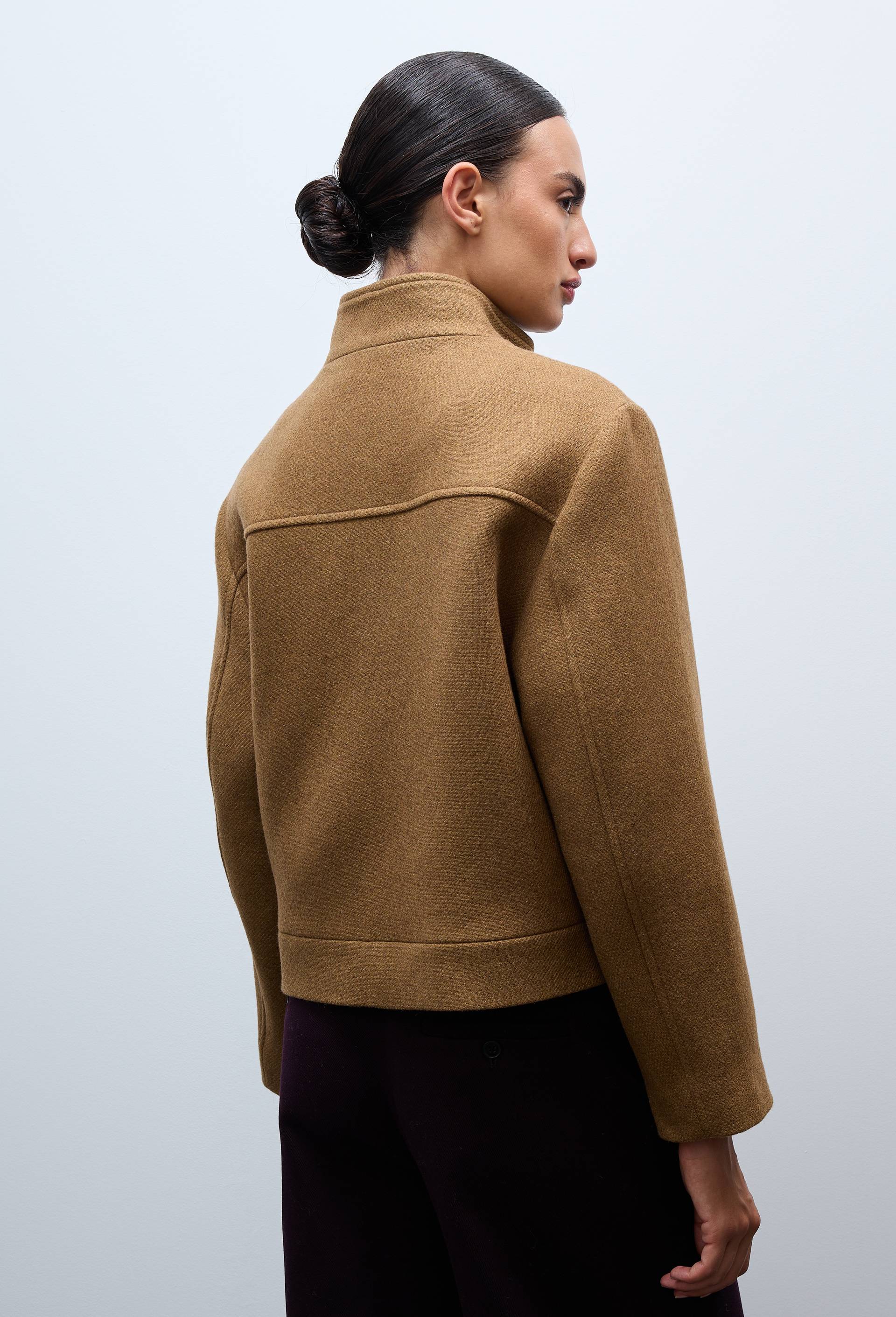 Blouson uni boutonn&eacute; contenant de la laine, Jaune fonc&eacute;, large image number 2.0