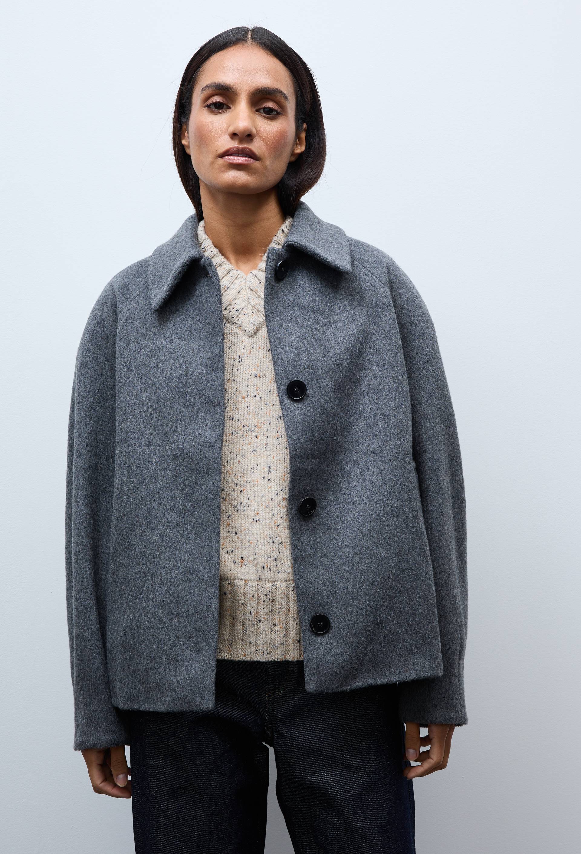 Veste courte boutonn&eacute;e contenant de la laine, Gris fonc&eacute;, swatch image