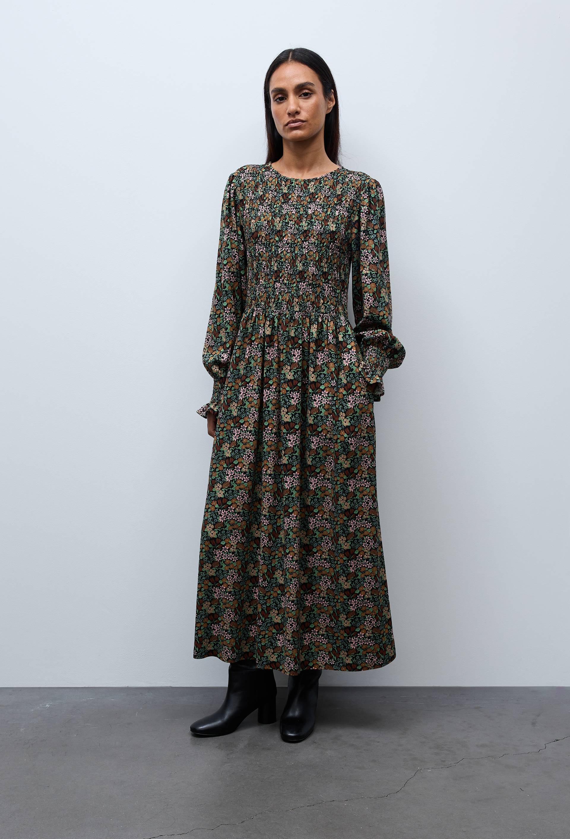 Robe midi smock&eacute;e imprim&eacute;e, Noir, large image number 0