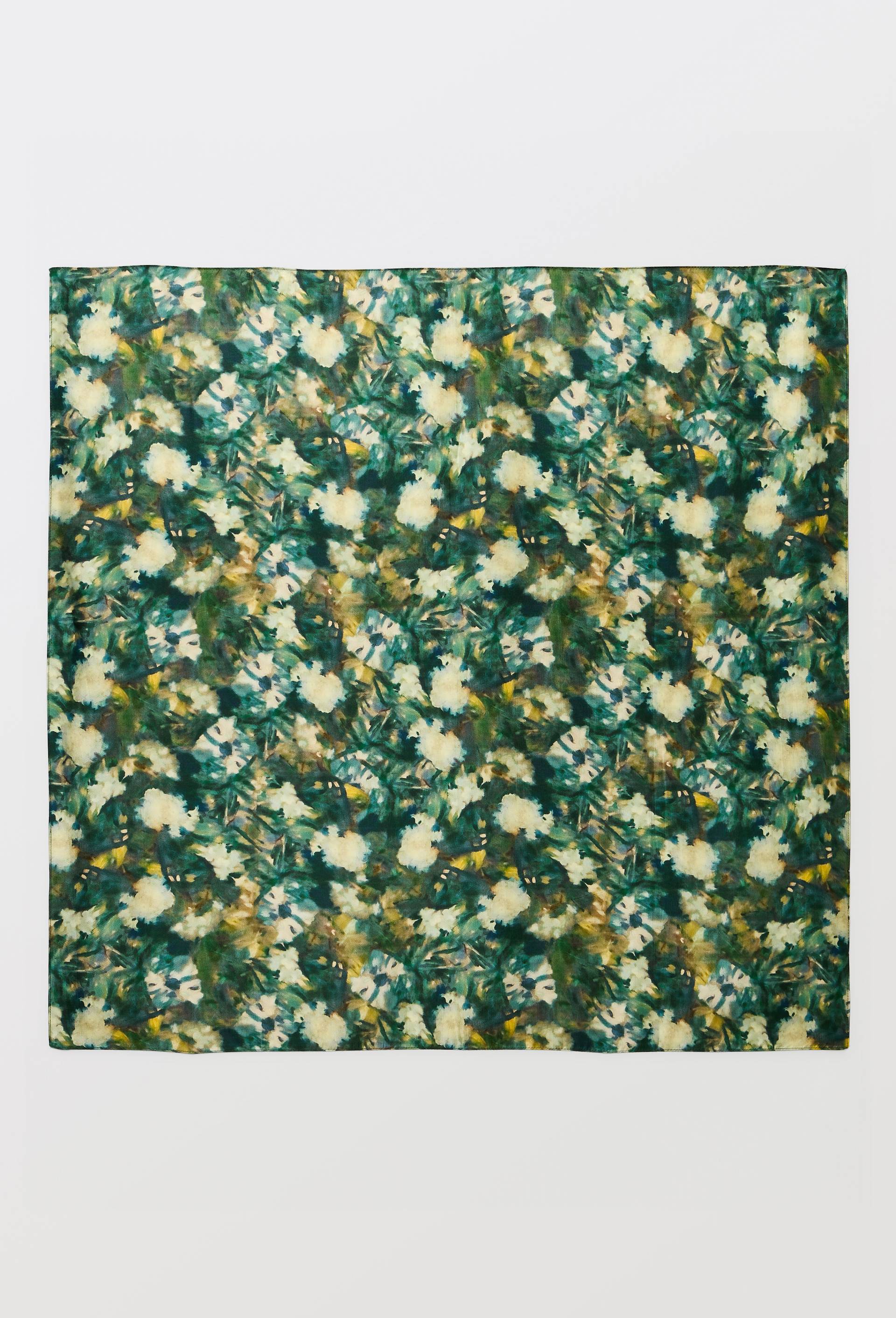 Foulard &agrave; motif floral en soie, OEKOTEX - MUS&Eacute;E D'ORSAY x MONOPRIX, Vert, large image number 4