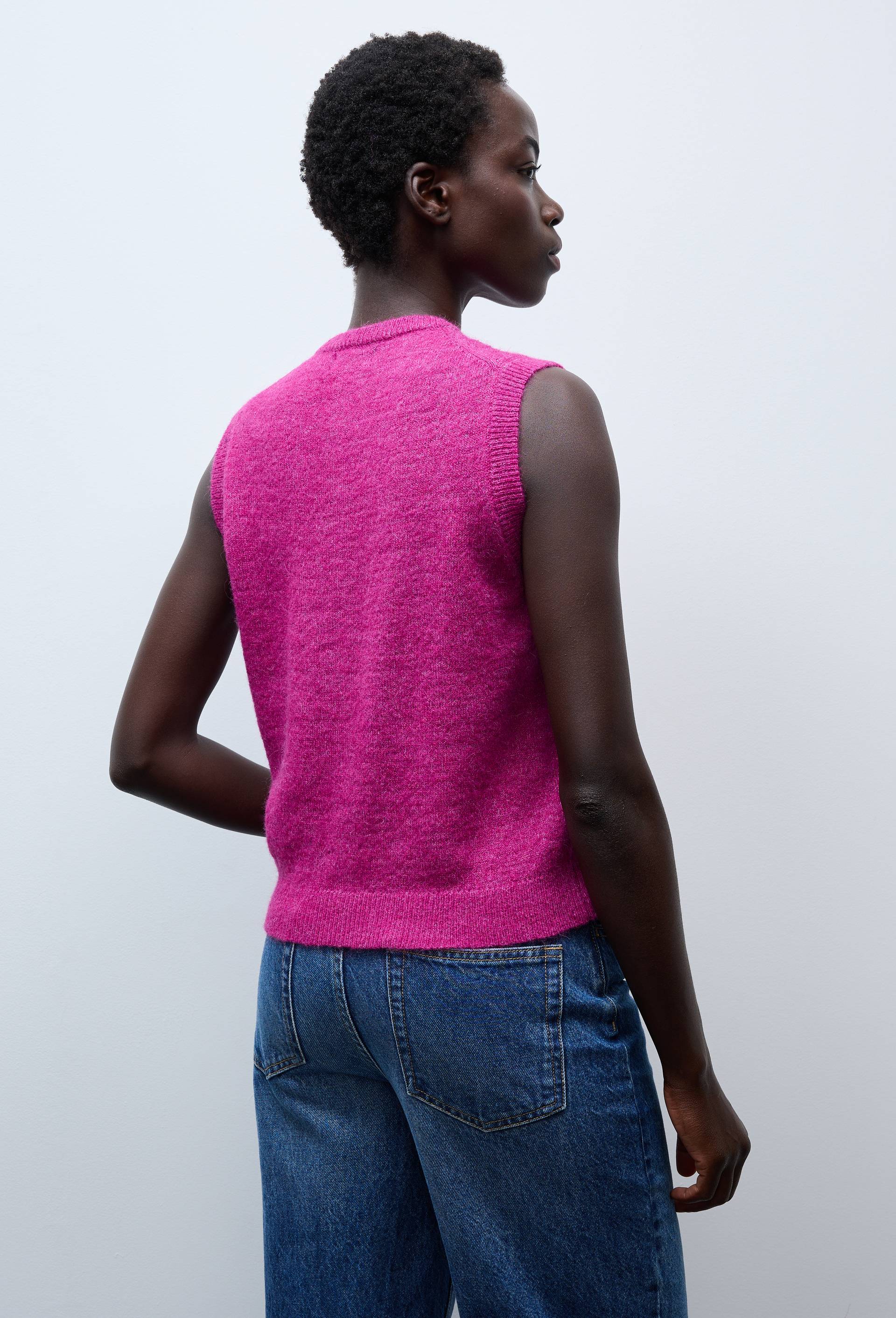 Cardigan sans manches torsad&eacute; avec fibres m&eacute;talliques, Violet, large image number 1