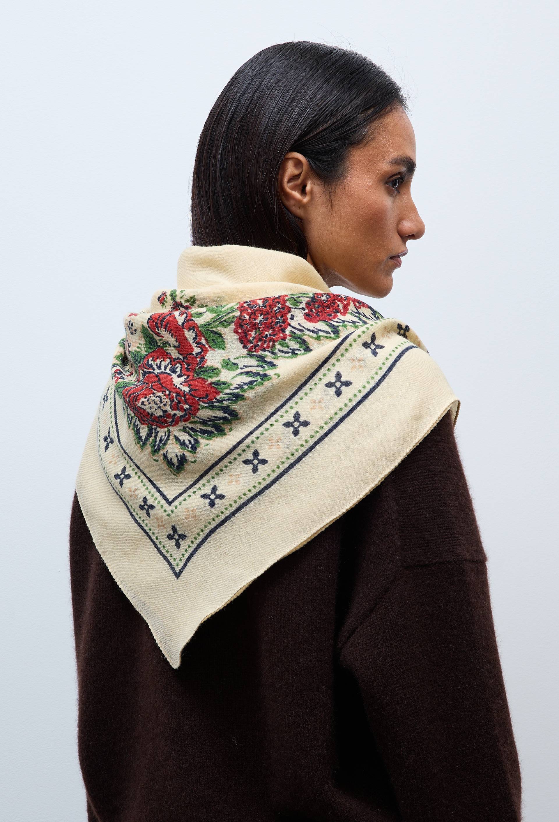 Foulard imprim&eacute; en laine, Beige clair, large image number 1