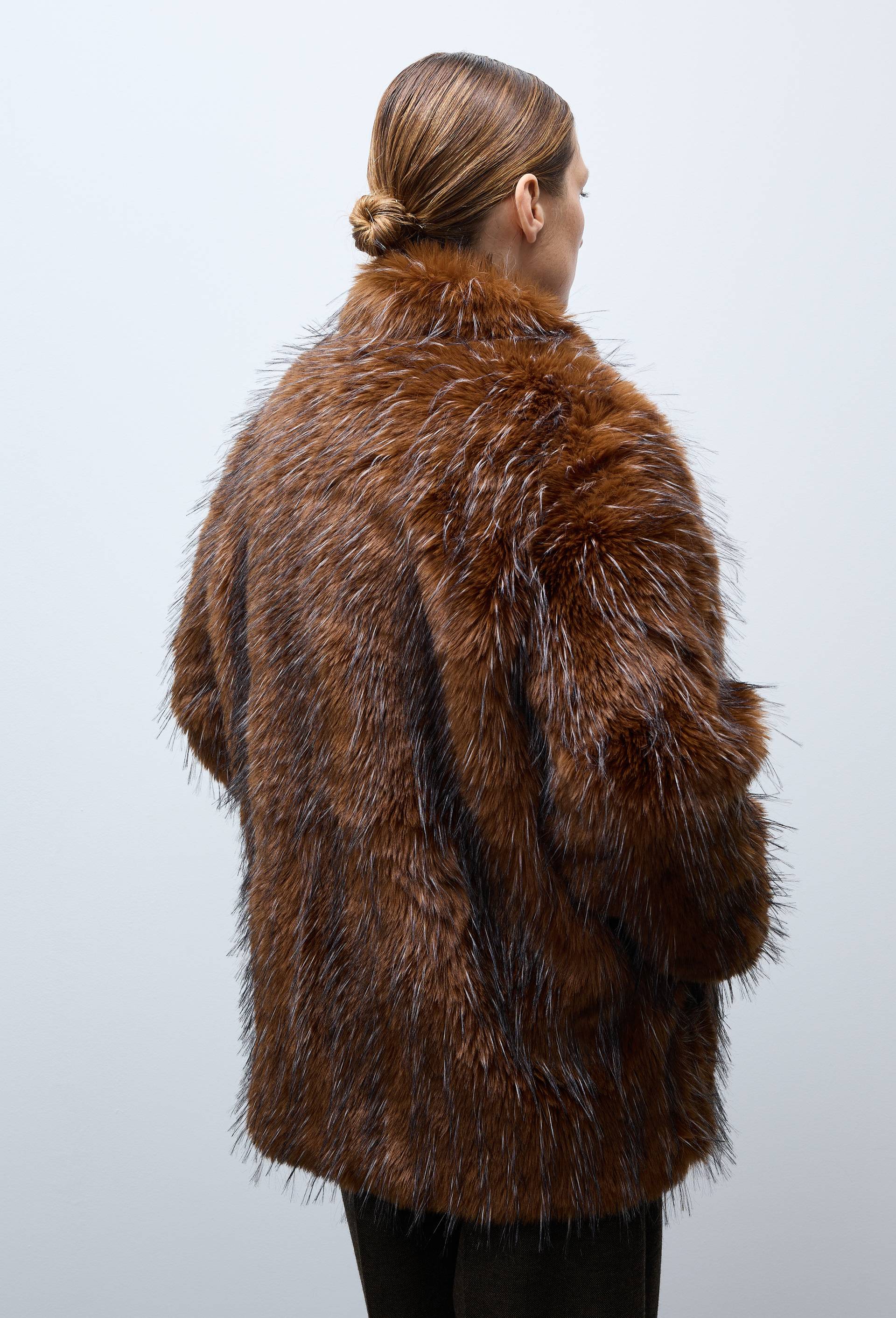 Manteau court en fausse fourrure, Brun, large image number 1