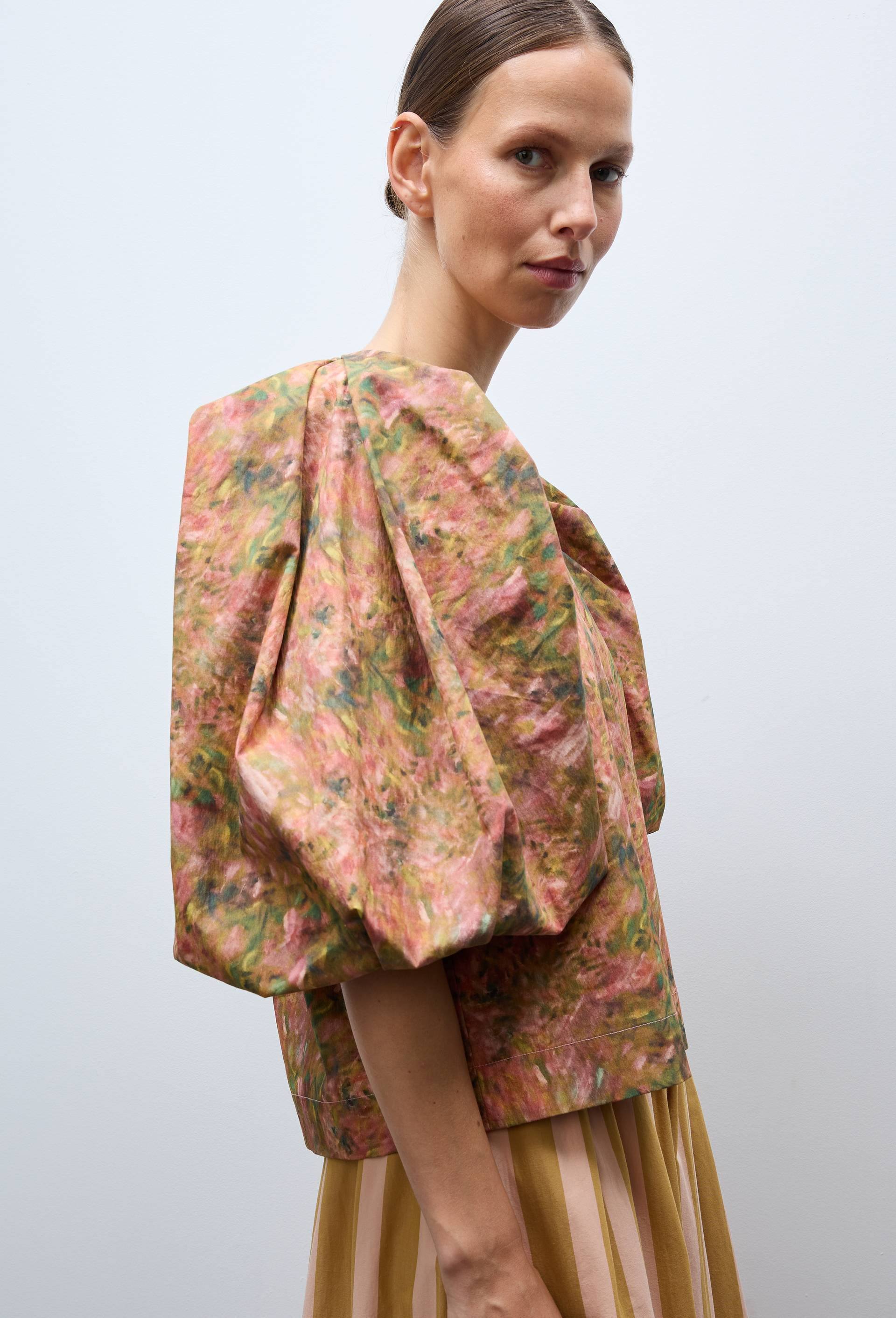Blouse avec manches bouffantes &agrave; motif floral contenant du coton, OEKOTEX - MUS&Eacute;E D'ORSAY x MONOPRIX, Rose, large image number 2