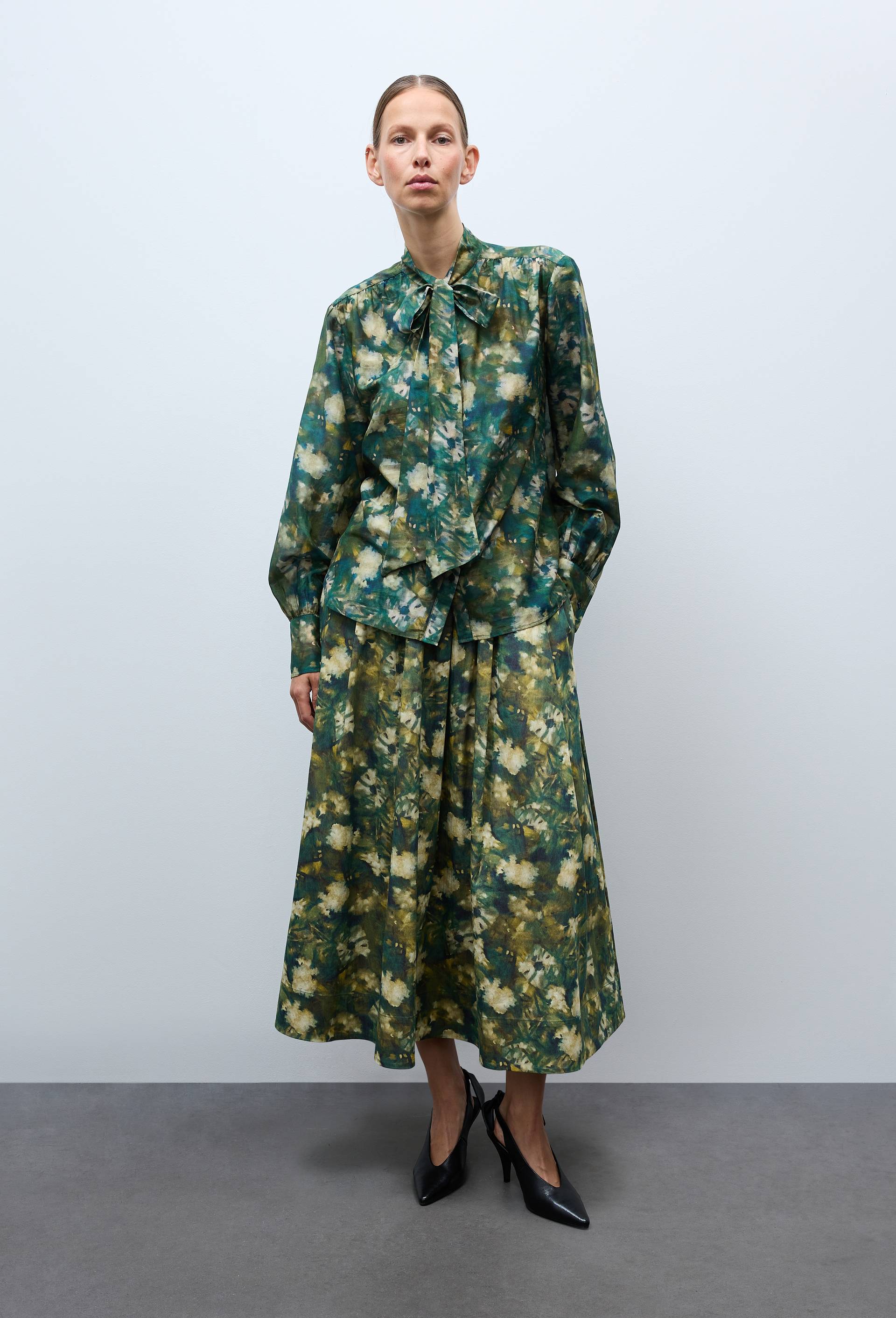 Jupe longue &agrave; motif floral contenant du coton, OEKOTEX - MUS&Eacute;E D'ORSAY x MONOPRIX, Vert, large image number 1
