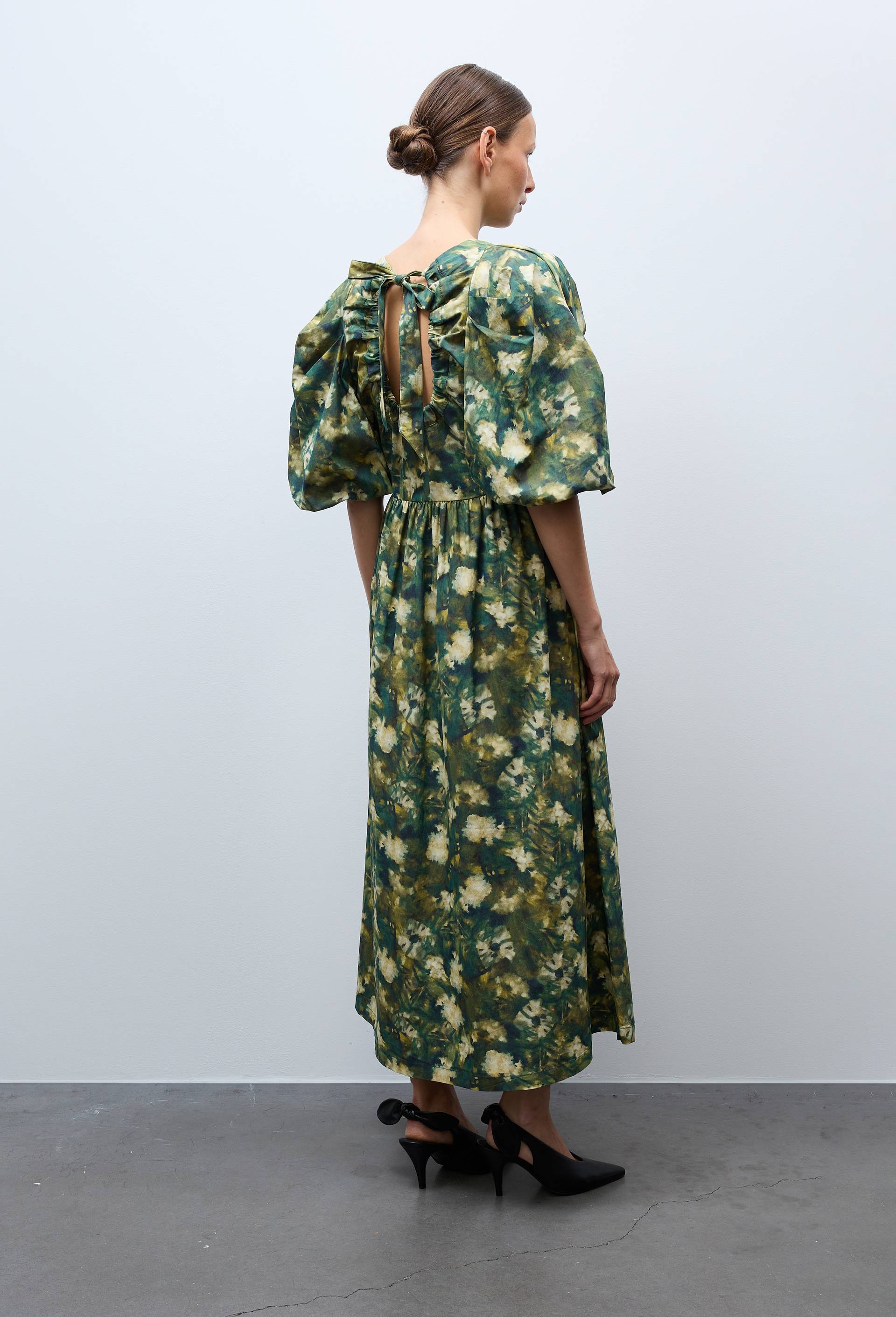 Robe avec manches bouffantes &agrave; imprim&eacute; floral contenant du coton, OEKOTEX - MUS&Eacute;E D'ORSAY x MONOPRIX, Vert, large image number 4