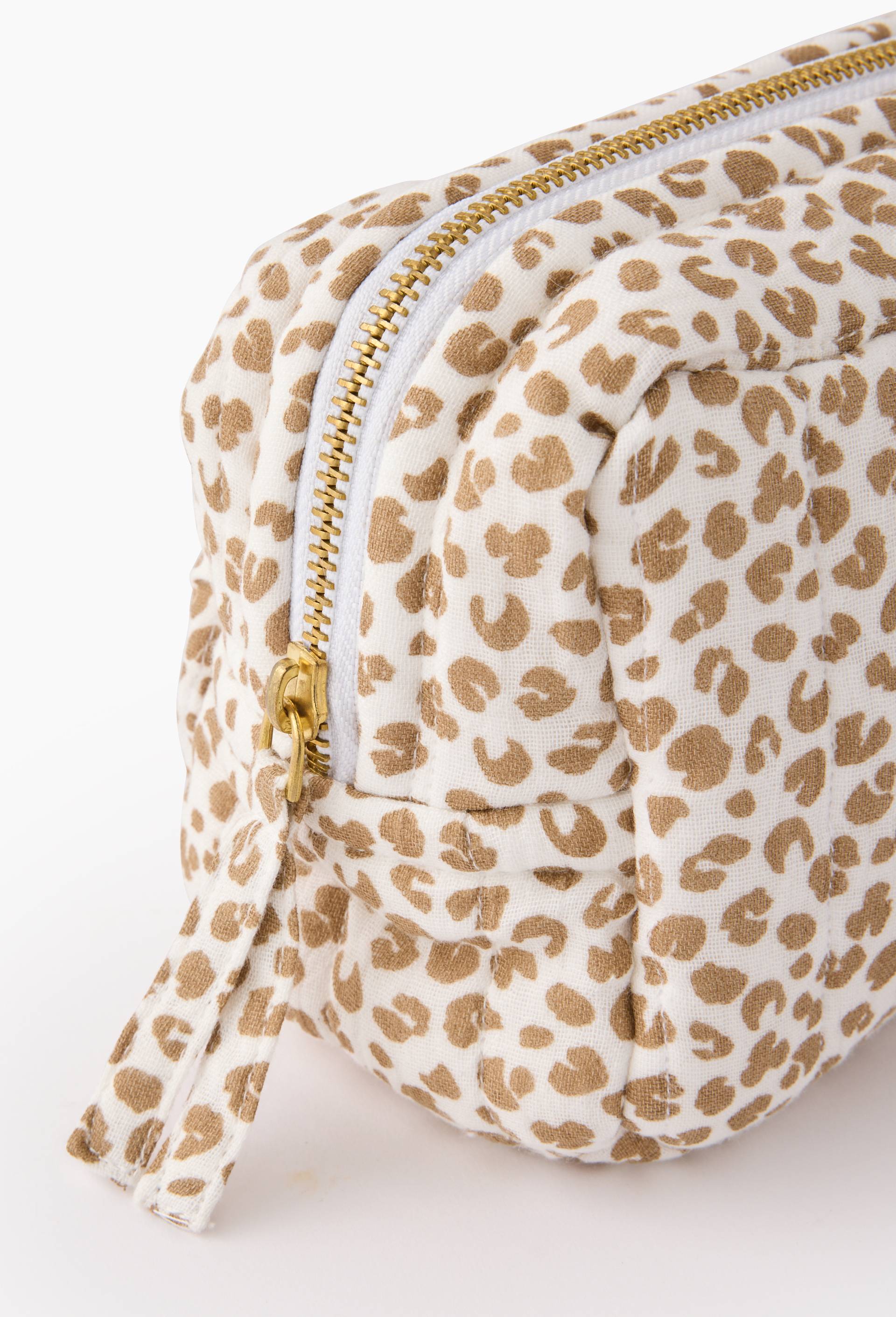 Trousse imprim&eacute;e quilt&eacute;e bicolore leopard, 20x8x11 cm, en coton bio, Ecru, large image number 1