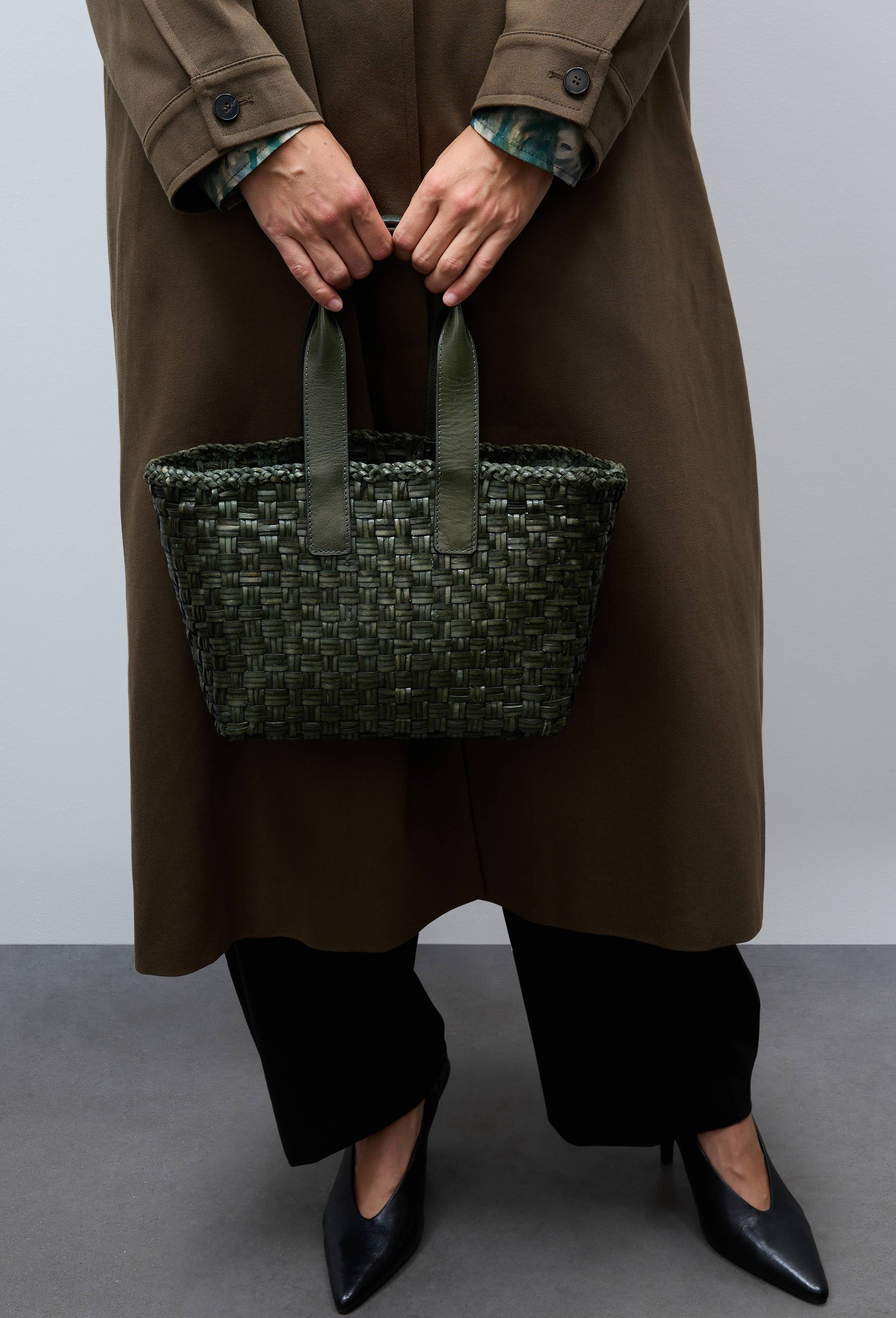 Sac en cuir tress&eacute; - MUS&Eacute;E D'ORSAY x MONOPRIX, Vert fonc&eacute;, large image number 2.0