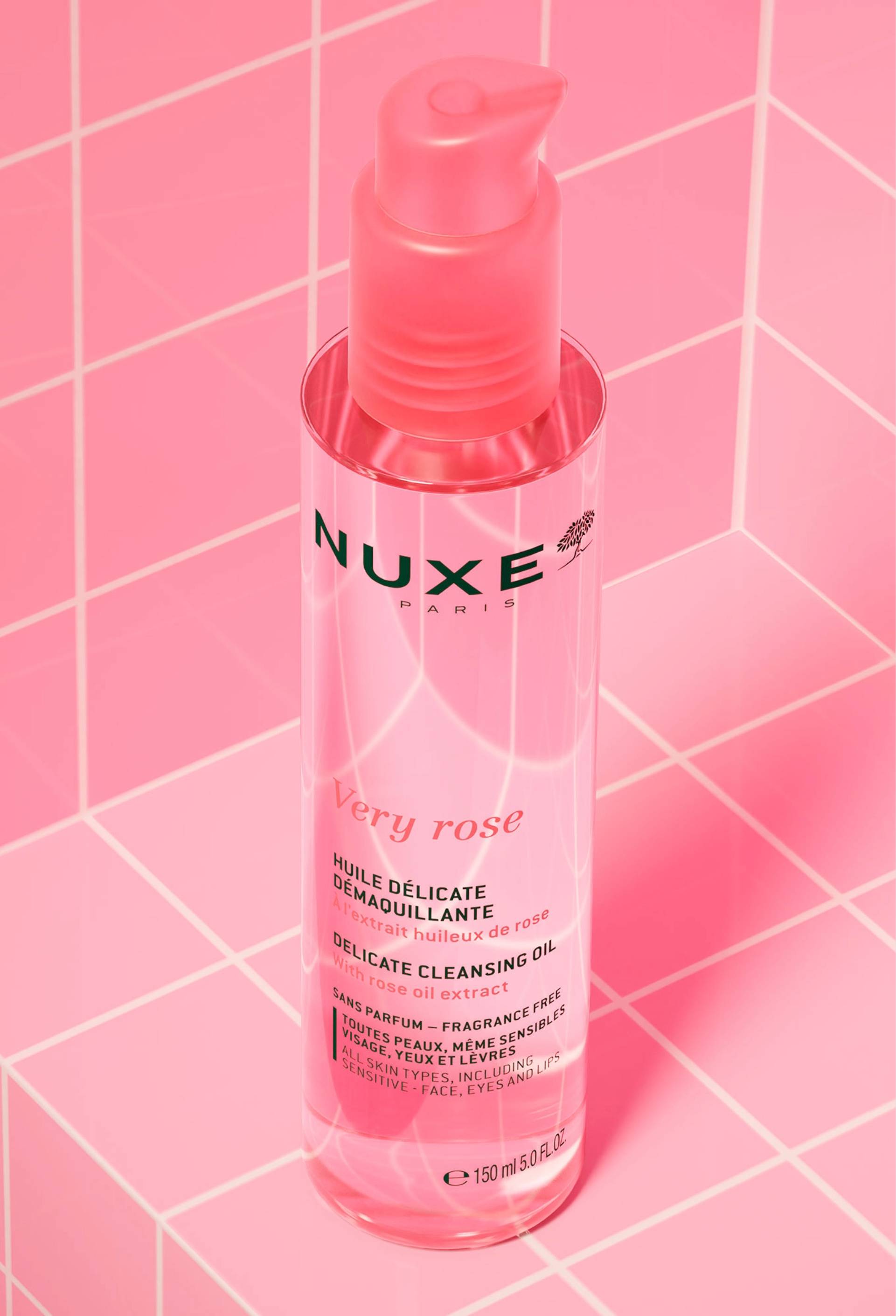 Huile d&eacute;licate d&eacute;maquillante very rose, Transparent, large image number 1.0