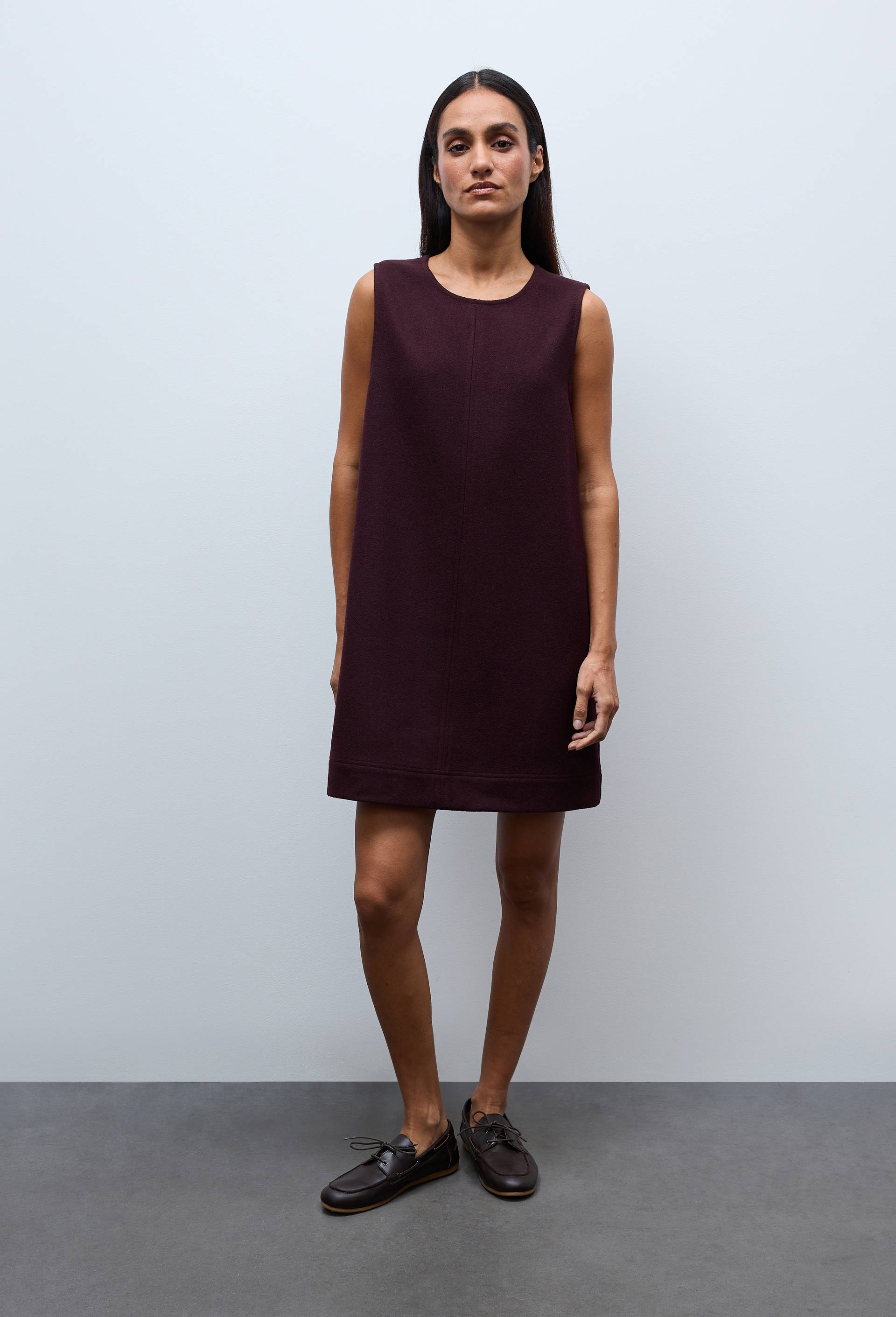 Robe courte unie contenant de la laine, Rouge fonc&eacute;, large image number 1