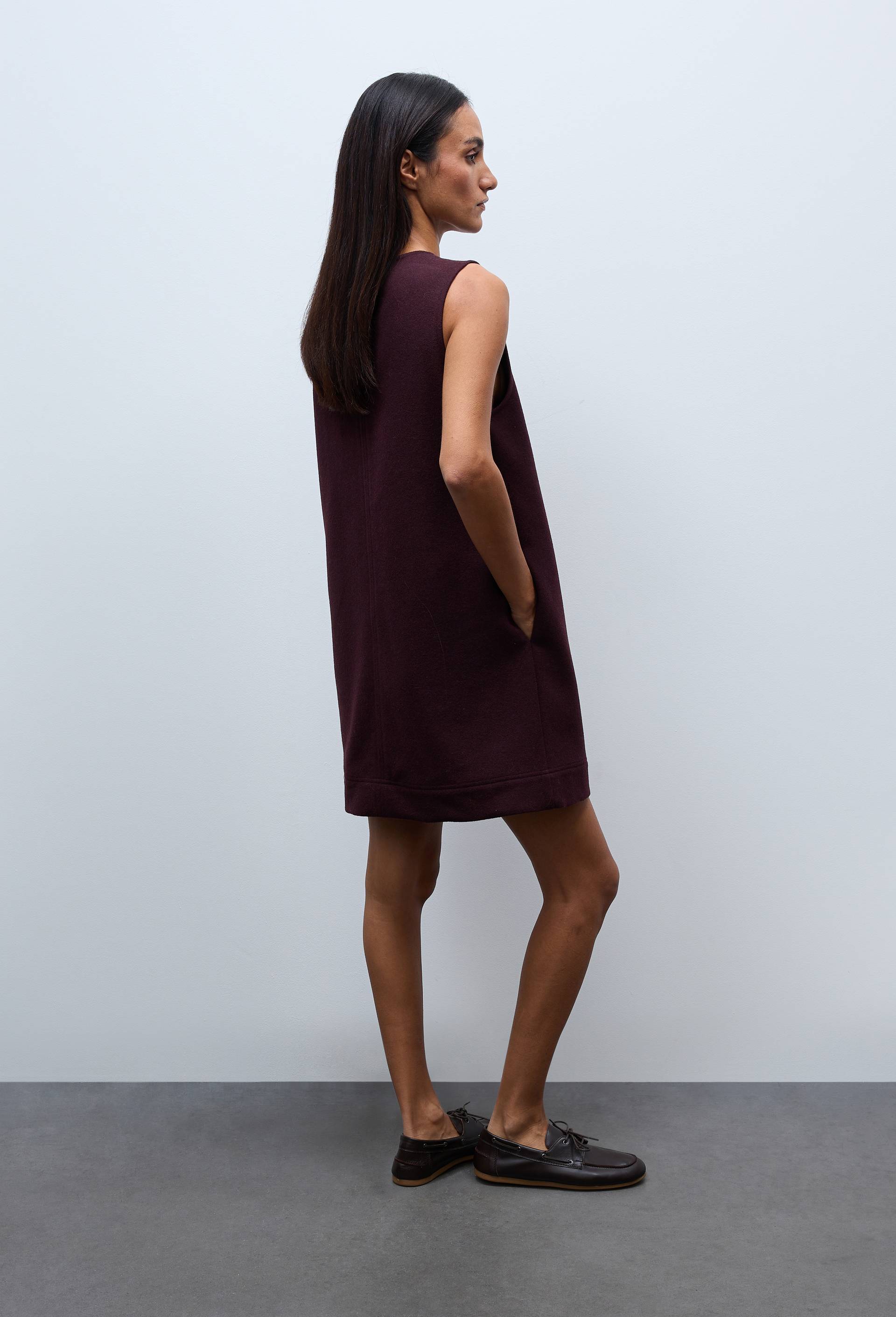 Robe courte unie contenant de la laine, Rouge fonc&eacute;, large image number 2.0