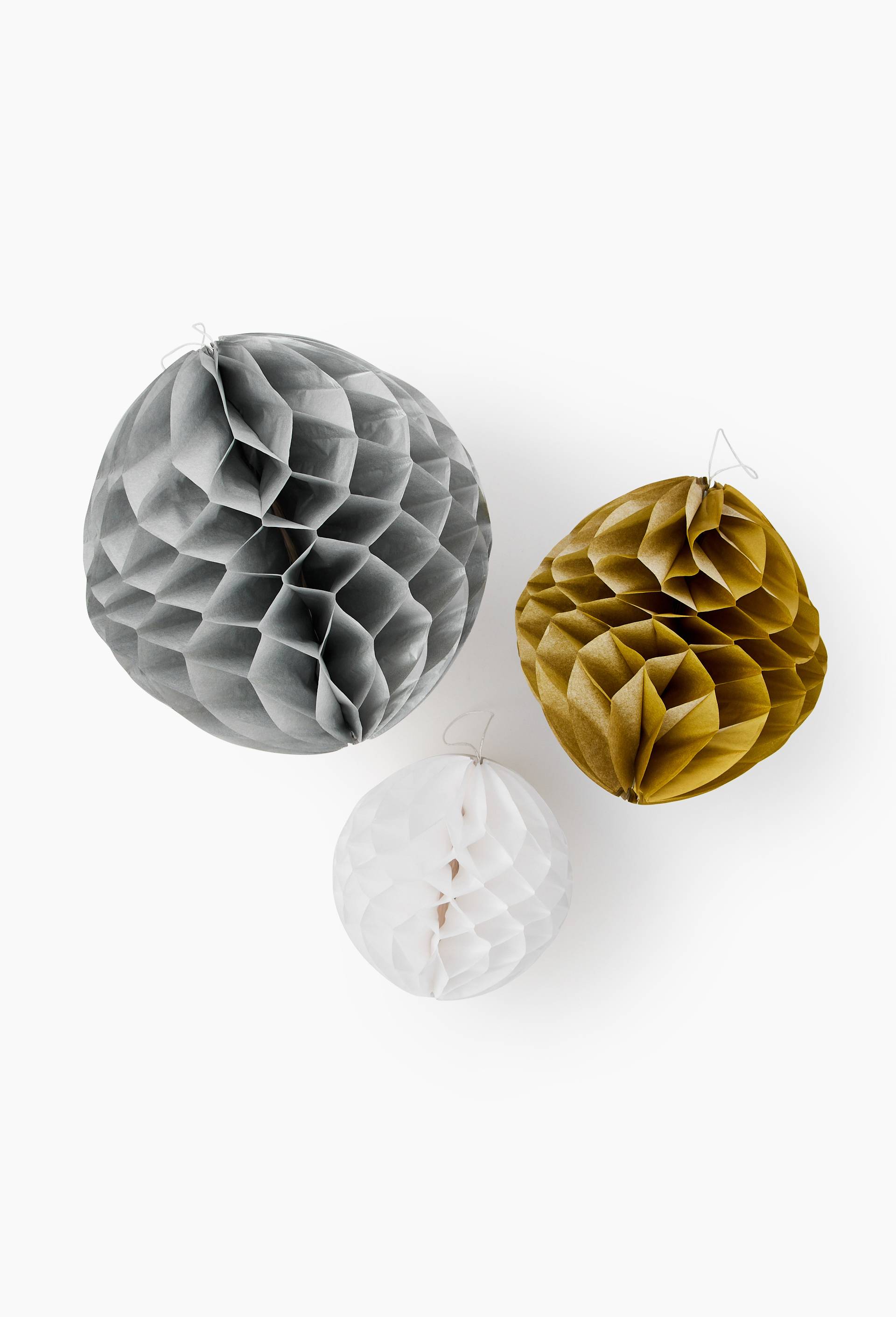 3 boules en papier - Or, Argent, Blanc, , large image number 0.0