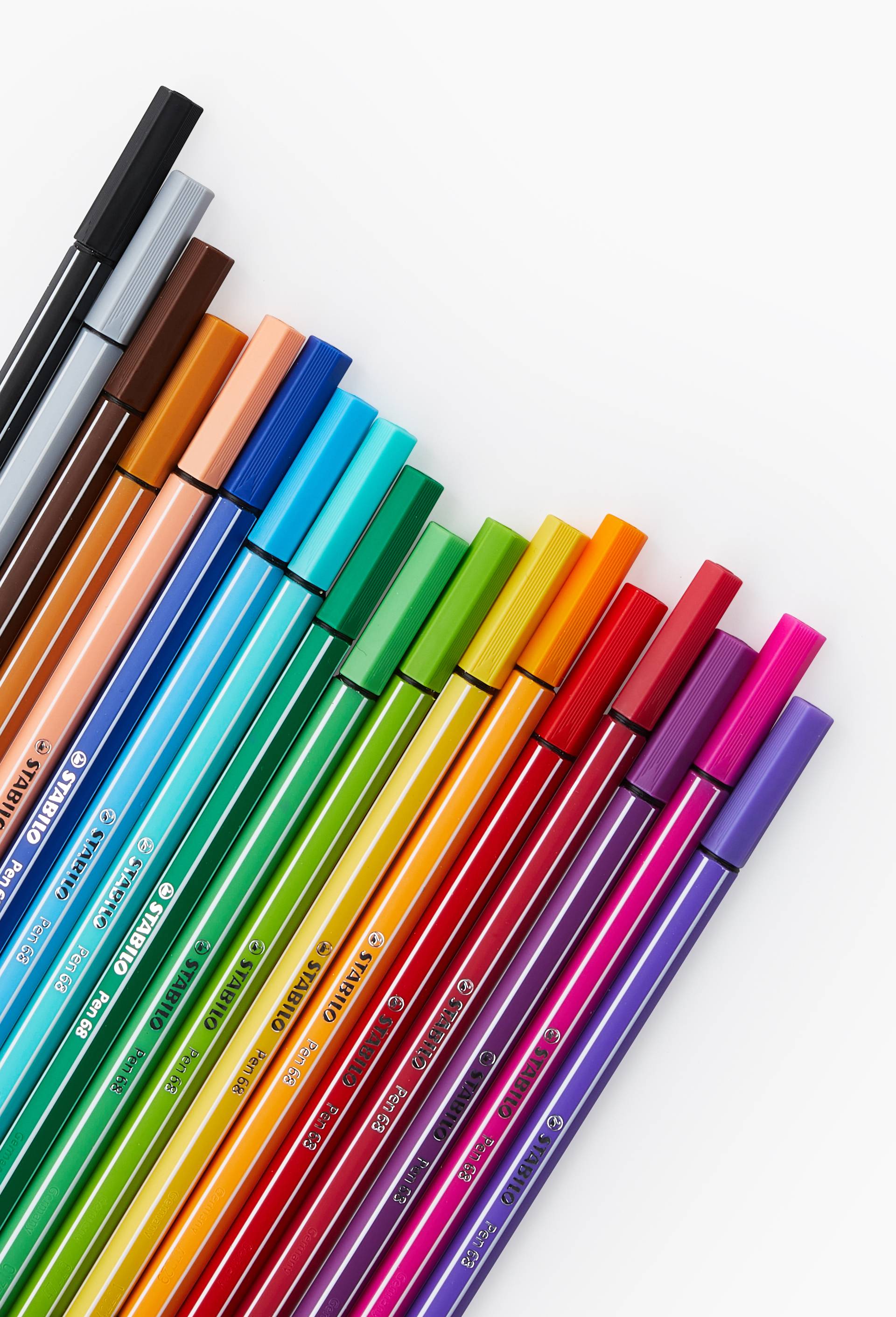 Lot de 18 feutres dessin - Stabilo -  pen 68, , large image number 1